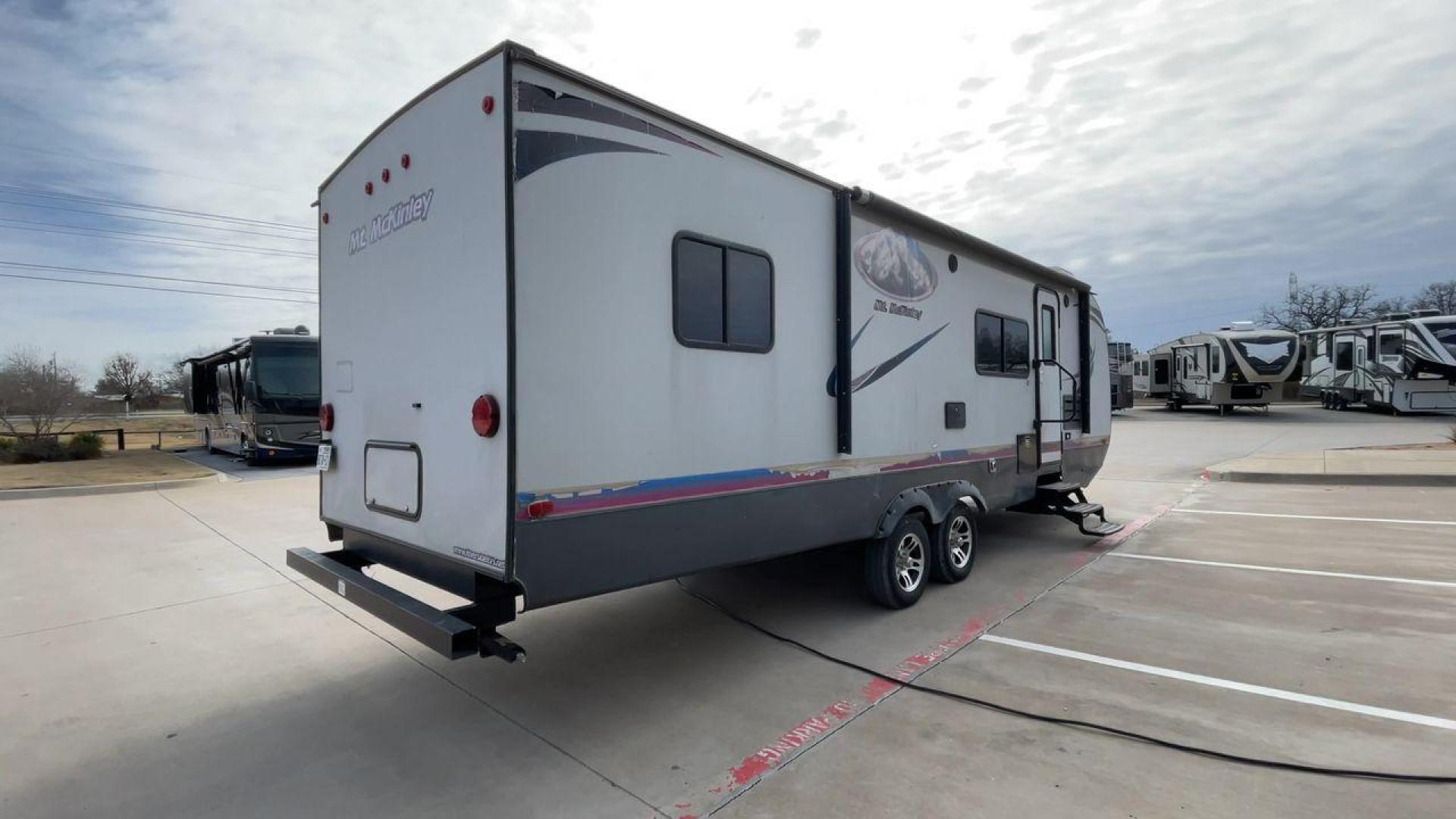 2018 GRAY RIVERSIDE MT MCKINLEY 830FK - (59CCC3223JL) , Length: 32 ft | Dry Weight: 5660 lbs | Slides: 1 transmission, located at 4319 N Main St, Cleburne, TX, 76033, (817) 678-5133, 32.385960, -97.391212 - With so much floor space to spare, the Riverside RV 830FK Mt. McKinley single slide travel trailer is the perfect way to start your next camping trip. This unit measures 32 ft in length, 8 ft in width, and 10.5 ft in height. It has a dry weight of 5,660 lbs., with a cargo capacity of 1,975 lbs., - Photo#1