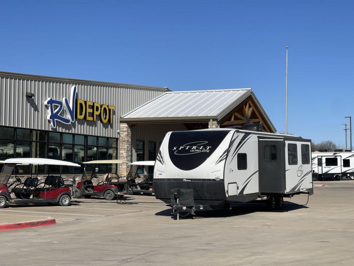 2019 FOREST RIVER SPIRIT 2963BH (5ZT2SBVB9KS) , Length: 33.92 ft. | Dry Weight: 6,408 lbs. | Slides: 1 transmission, located at 4319 N Main St, Cleburne, TX, 76033, (817) 678-5133, 32.385960, -97.391212 - This 2019 Forest River Spirit 2963BH is a dual-axle aluminum wheel setup measuring just under 34 feet long. It has a dry weight of 6,408 lbs. and a payload capacity of 1,192 lbs. It also has a manageable hitch weight of 760 lbs. It features two doors and one slide. This travel trailer offers sleepin - Photo#0