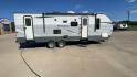 2019 GRAY GULF STREAM KINGSPORT 268BH (1NL1G302XK1) , Length: 29.5 ft. | Dry Weight: 5,220 lbs. | Slides: 1 transmission, located at 4319 N Main St, Cleburne, TX, 76033, (817) 678-5133, 32.385960, -97.391212 - This 2019 Gulf Stream Kingsport 268BH measures 29.5 feet long and 8 feet wide with a dry weight of 5,220 lbs. It has a payload capacity of 1,940 lbs. and a hitch weight of 660 lbs. It also comes equipped with automatic heating and cooling rated at 16,000 and 13,500 BTUs respectively. It also comes w - Photo#2