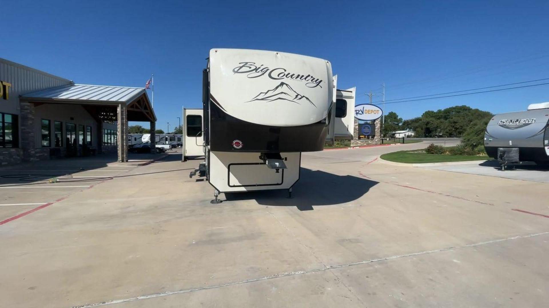 2019 TAN HEARTLAND BIG COUNTRY 3560SS (5SFBG4120KE) , Length: 40.58 ft. | Dry Weight: 13,420 lbs. | Gross Weight: 16,000 lbs. | Slides: 3 transmission, located at 4319 N Main St, Cleburne, TX, 76033, (817) 678-5133, 32.385960, -97.391212 - Photo#4