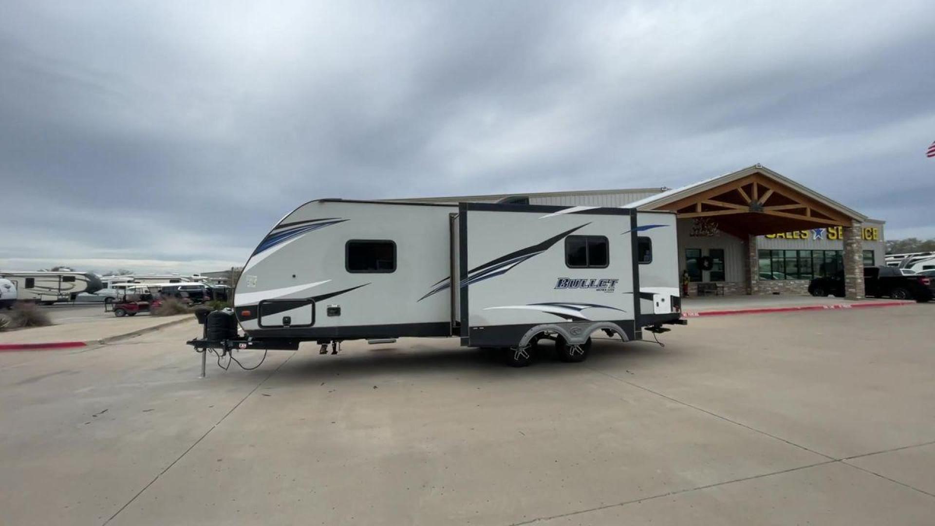 2019 KEYSTONE BULLET 248RKS (4YDT24821KT) , located at 4319 N Main St, Cleburne, TX, 76033, (817) 678-5133, 32.385960, -97.391212 - Discover extra features that contribute to making this RV an ideal investment. (1) Both the front and rear of the trailer have entry doors, providing convenient access and potentially enhancing ventilation options. (2) The 2019 Keystone Bullet 248RKS is significantly lighter than many similar-s - Photo#6