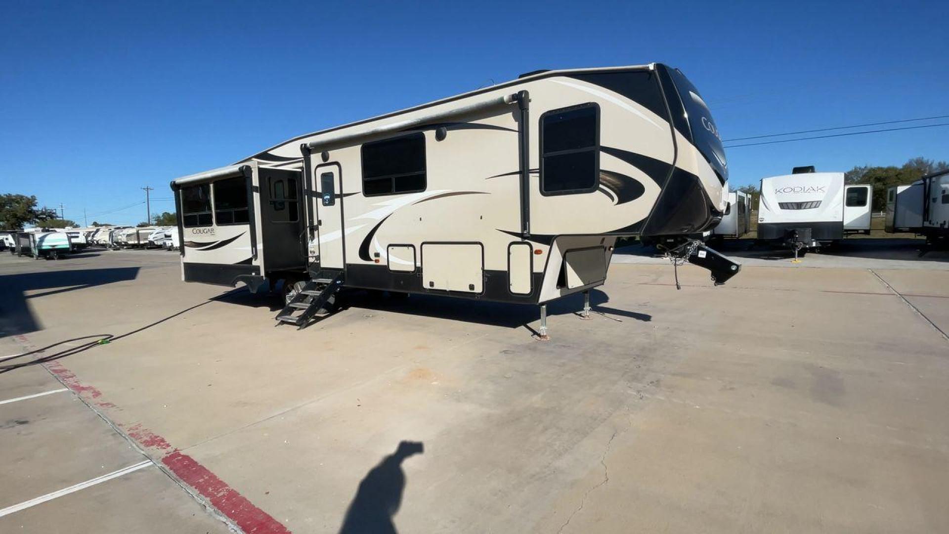 2019 KEYSTONE COUGAR 368MBI (4YDF3682XK2) , Length: 40.08 ft. | Dry Weight: 11,575 lbs. | Gross Weight: 13,980 lbs.| Slides: 4 transmission, located at 4319 N Main St, Cleburne, TX, 76033, (817) 678-5133, 32.385960, -97.391212 - Photo#3