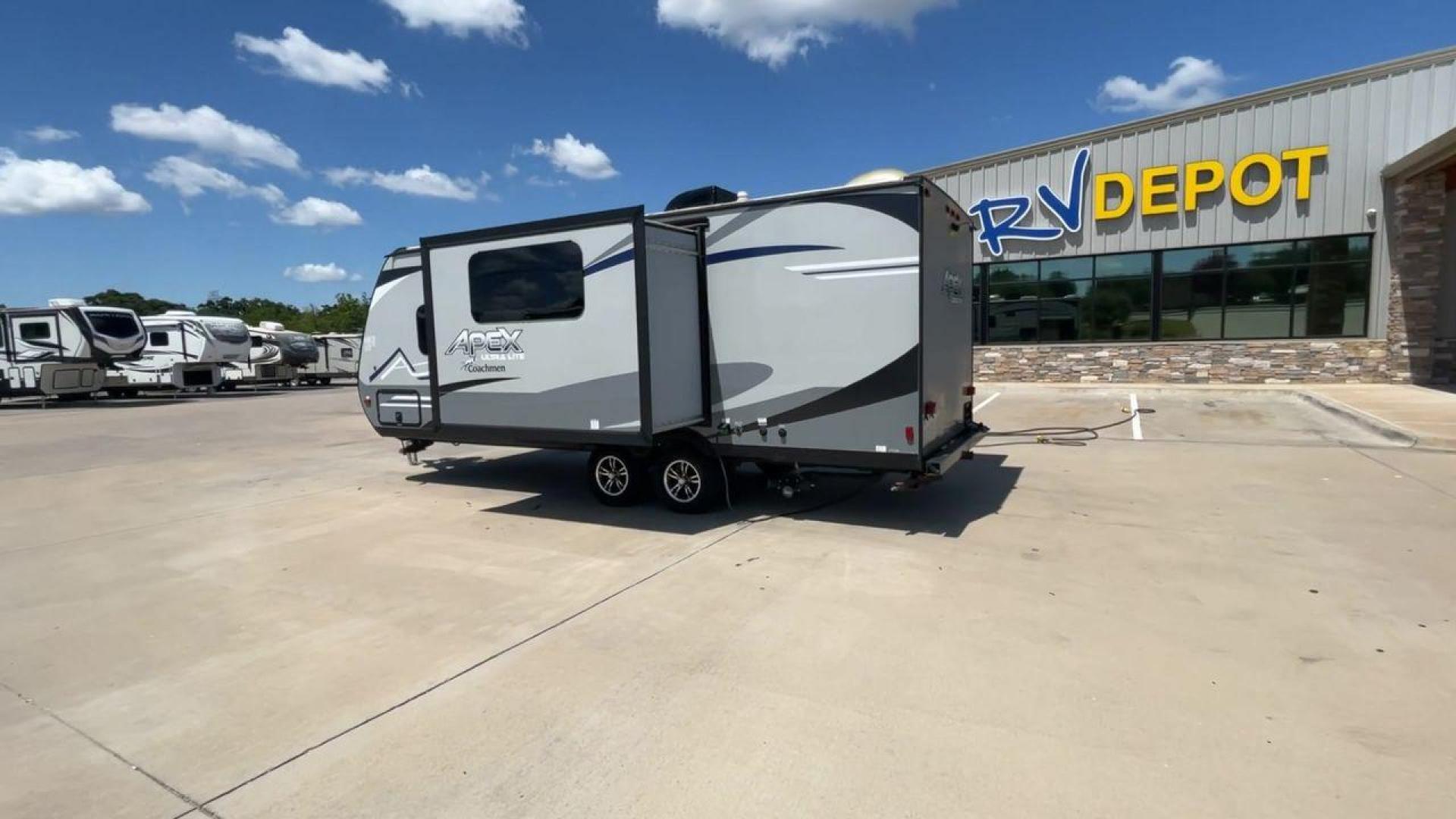 2020 COACHMEN APEX 215RBK (5ZT2CXLB5LL) , located at 4319 N Main St, Cleburne, TX, 76033, (817) 678-5133, 32.385960, -97.391212 - Photo#7