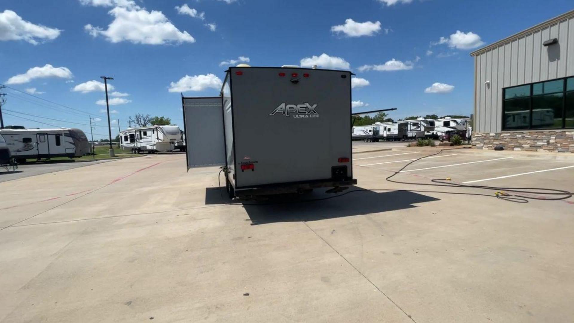 2020 COACHMEN APEX 215RBK (5ZT2CXLB5LL) , located at 4319 N Main St, Cleburne, TX, 76033, (817) 678-5133, 32.385960, -97.391212 - Photo#8