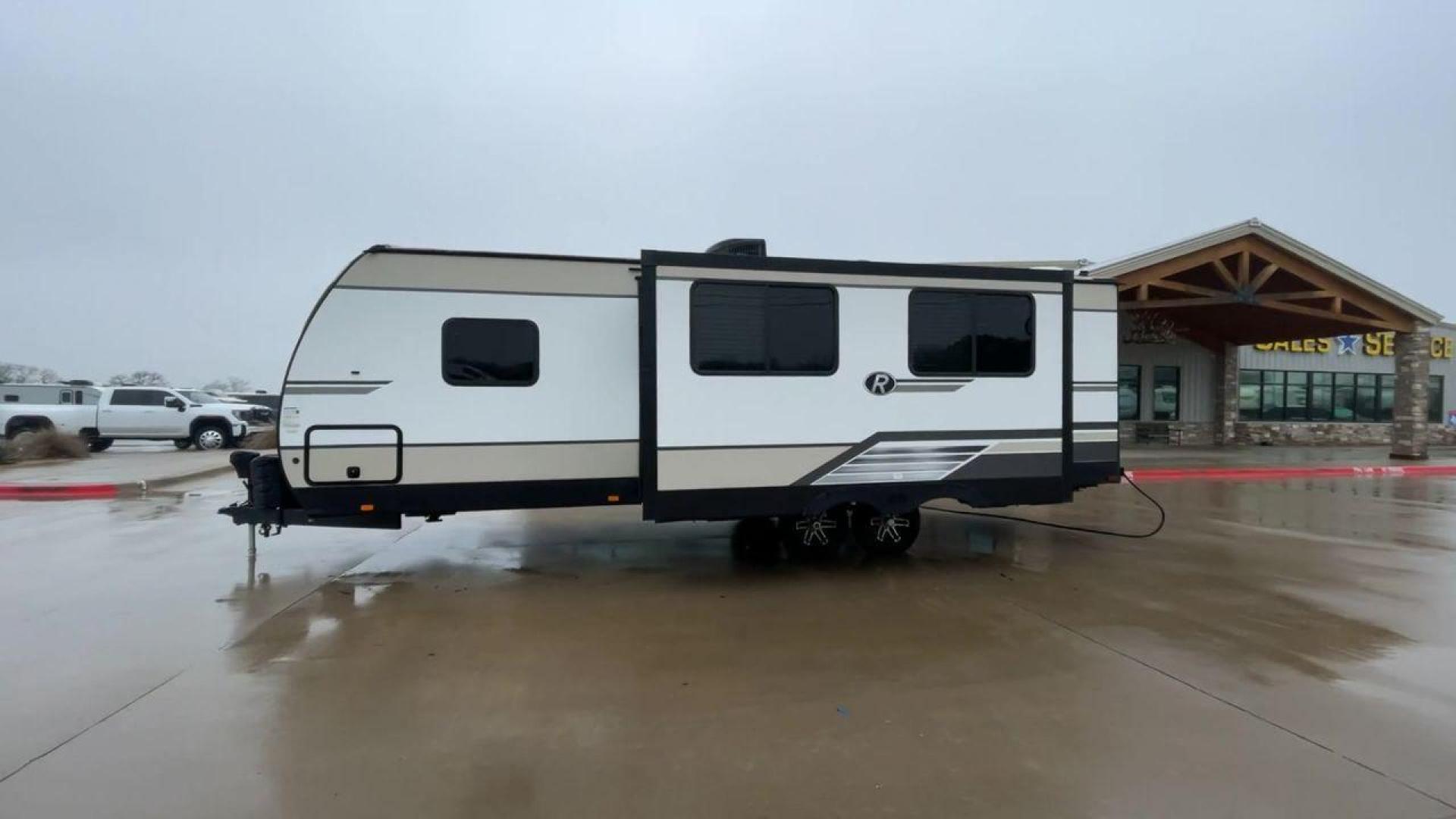 2020 CRUISER RADIANCE 25RB (5RXFB3124L1) , Length: 30.67 ft. | Dry Weight: 6,080 lbs. | Gross Weight: 9,580 lbs. | Slides: 1 transmission, located at 4319 N Main St, Cleburne, TX, 76033, (817) 678-5133, 32.385960, -97.391212 - Photo#6