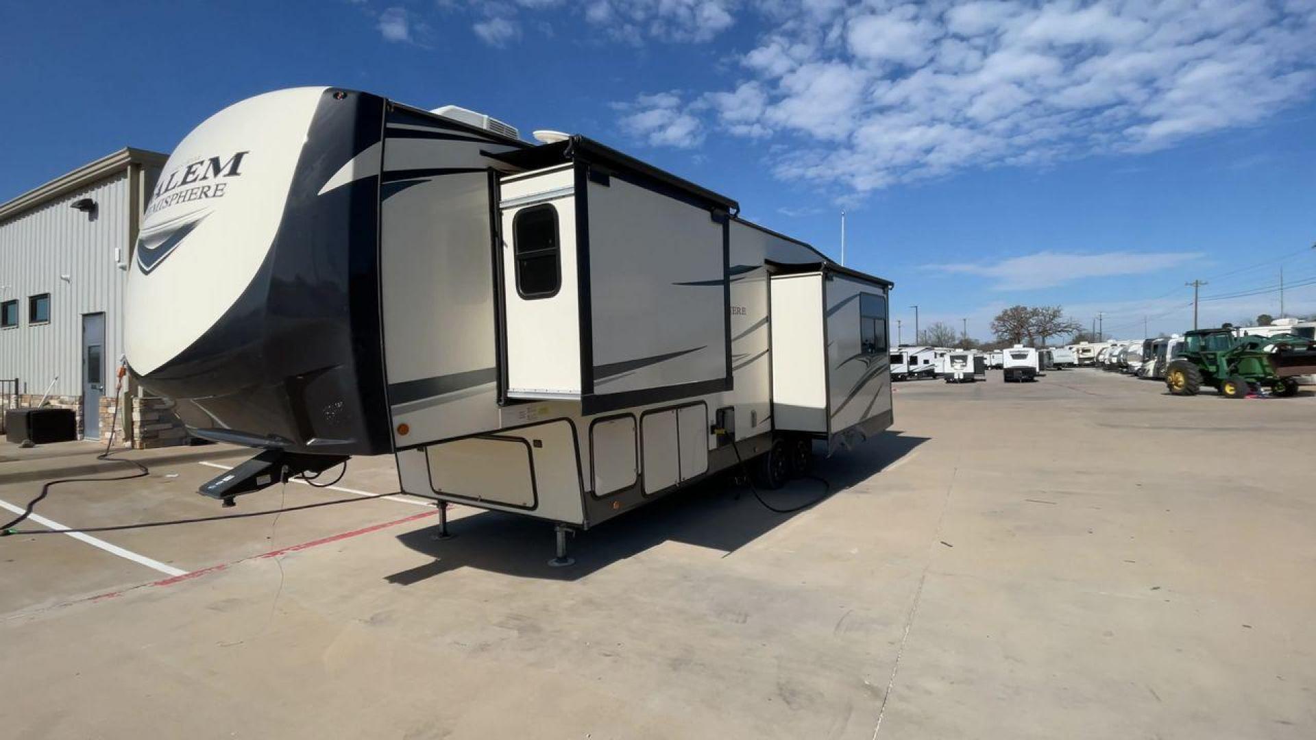 2020 FOREST RIVER HEMISPHERE 286RL (4X4FSBE24LV) , Length: 34.08 ft. | Dry Weight: 8,499 lbs. | Slides: 3 transmission, located at 4319 N Main St, Cleburne, TX, 76033, (817) 678-5133, 32.385960, -97.391212 - Photo#5