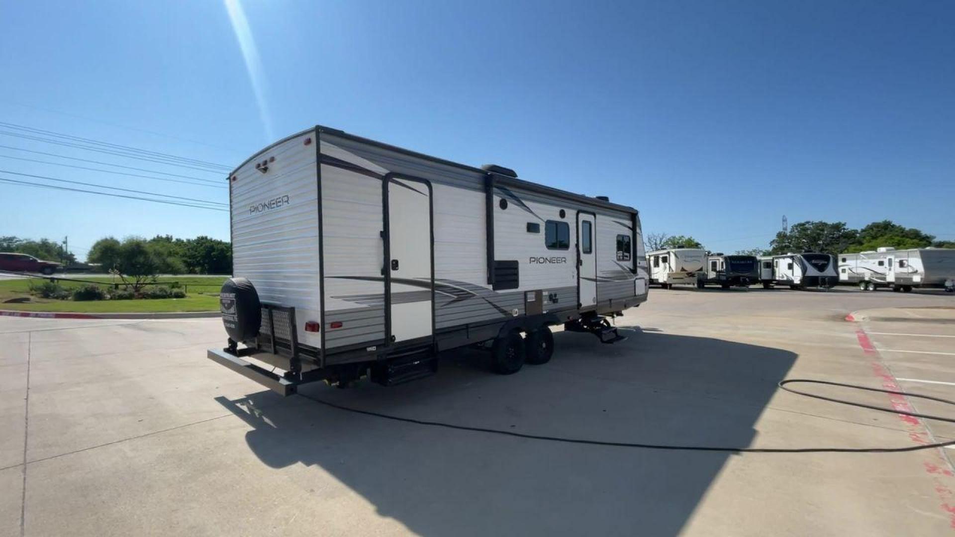 2020 HEARTLAND PIONEER BH270 (5SFPB3226LE) , located at 4319 N Main St, Cleburne, TX, 76033, (817) 678-5133, 32.385960, -97.391212 - Photo#1