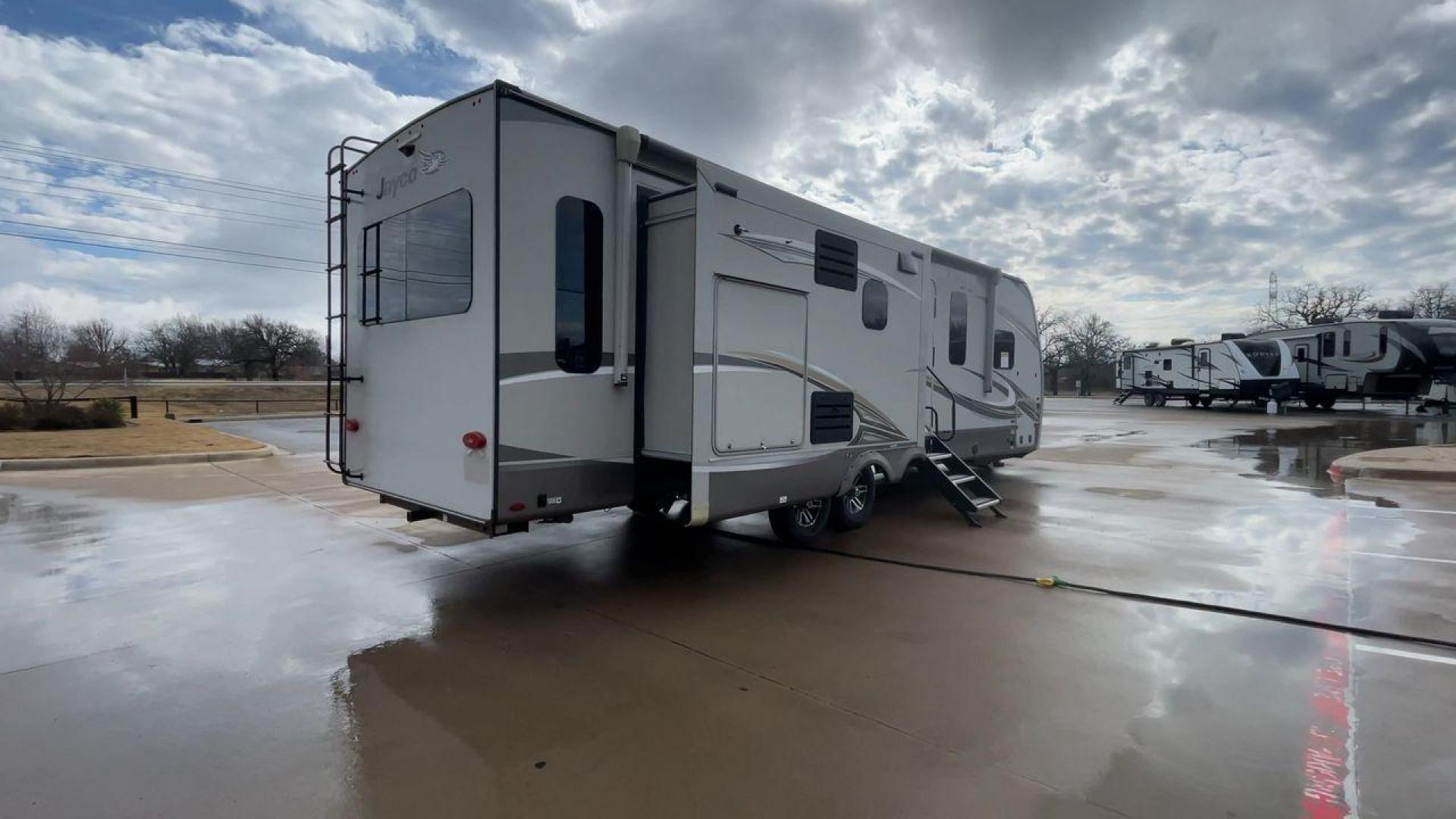 2020 JAYCO EAGLE 280RSOK (1UJBJ0BS7L1) , located at 4319 N Main St, Cleburne, TX, 76033, (817) 678-5133, 32.385960, -97.391212 - Photo#1