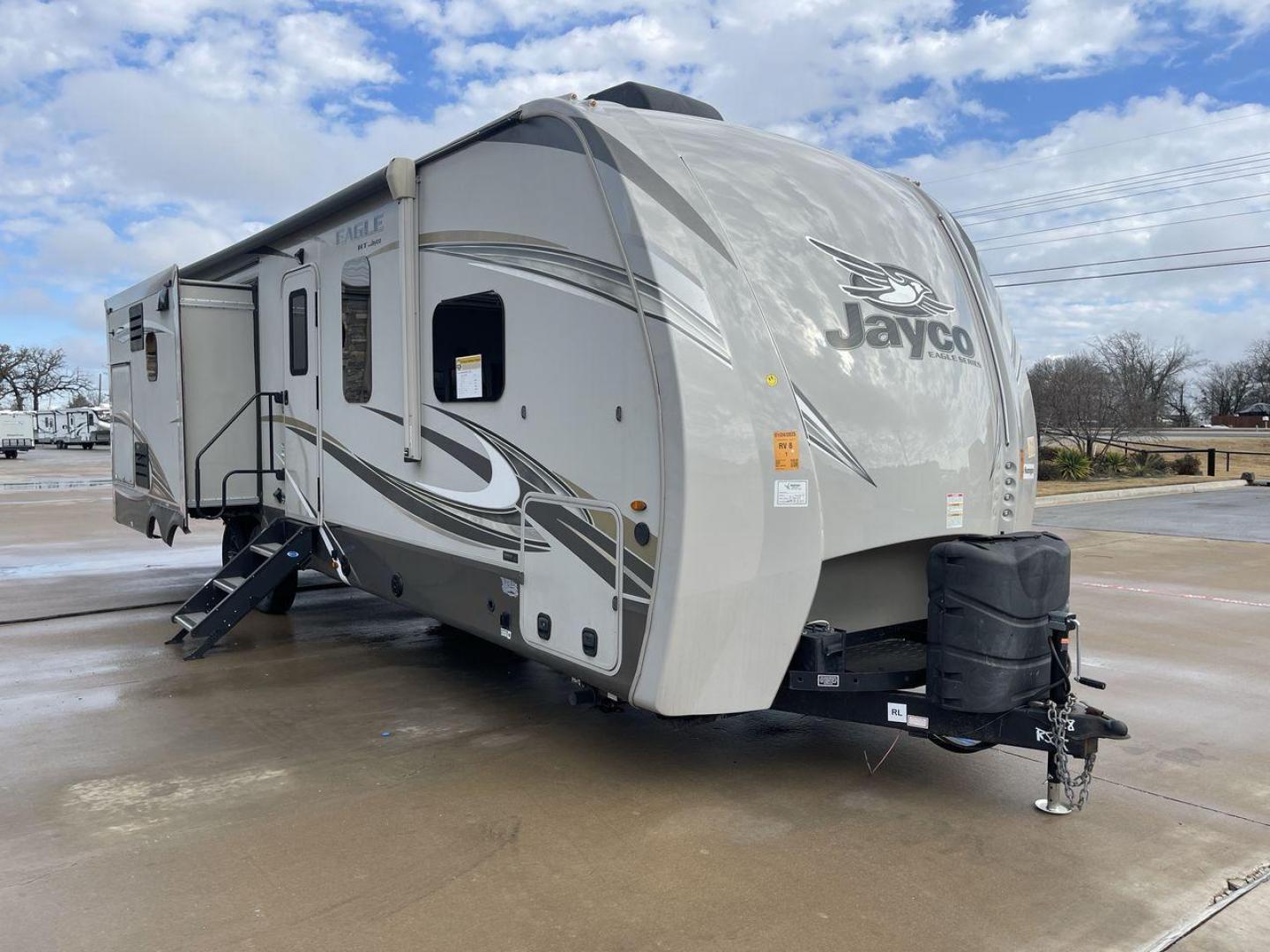 2020 JAYCO EAGLE 280RSOK (1UJBJ0BS7L1) , located at 4319 N Main St, Cleburne, TX, 76033, (817) 678-5133, 32.385960, -97.391212 - Photo#23