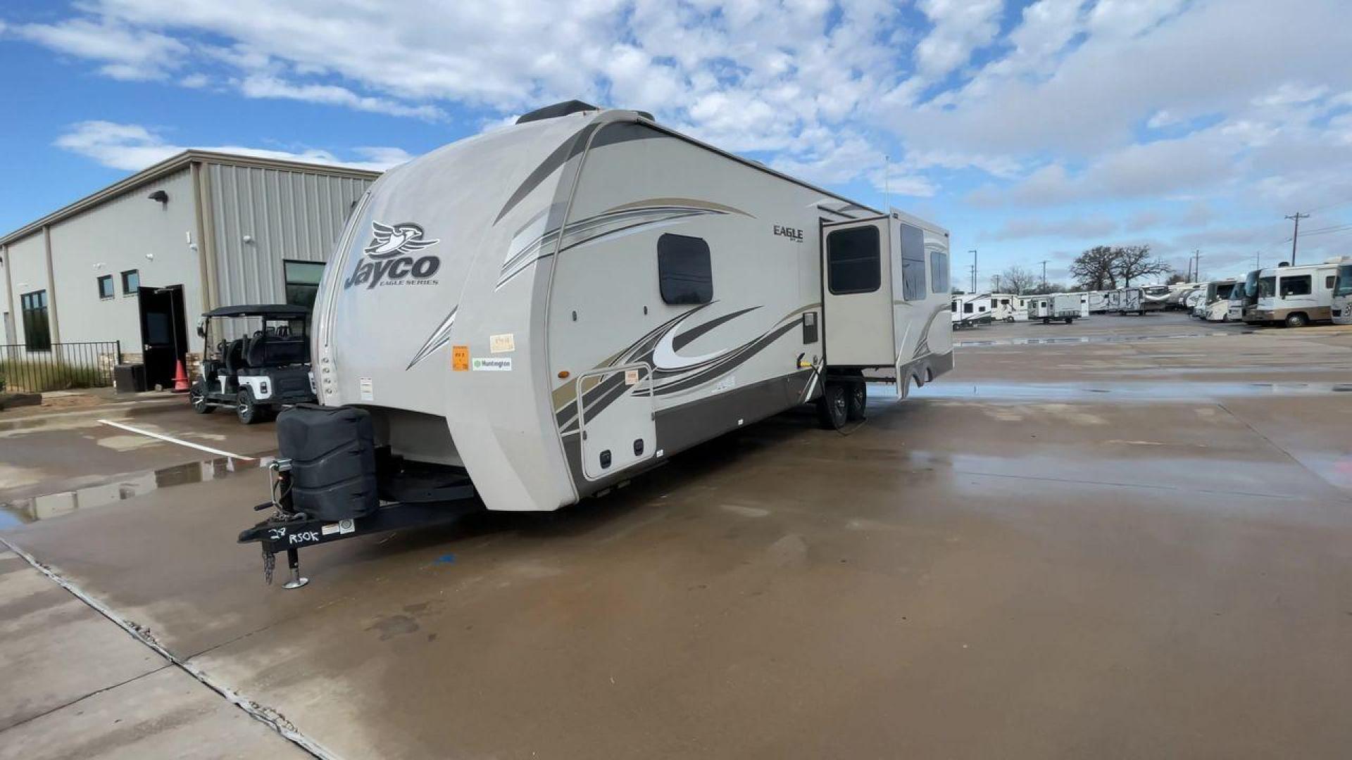 2020 JAYCO EAGLE 280RSOK (1UJBJ0BS7L1) , located at 4319 N Main St, Cleburne, TX, 76033, (817) 678-5133, 32.385960, -97.391212 - Photo#5