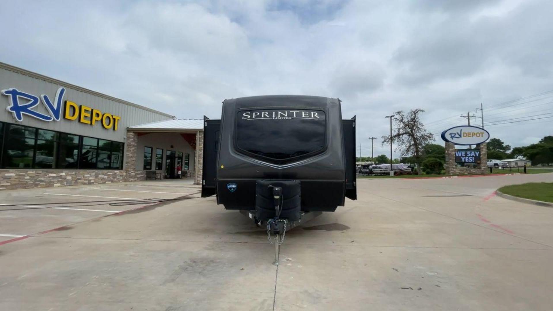 2020 KEYSTONE SPRINTER 330KBS (4YDT33027L1) , located at 4319 N Main St, Cleburne, TX, 76033, (817) 678-5133, 32.385960, -97.391212 - Photo#4