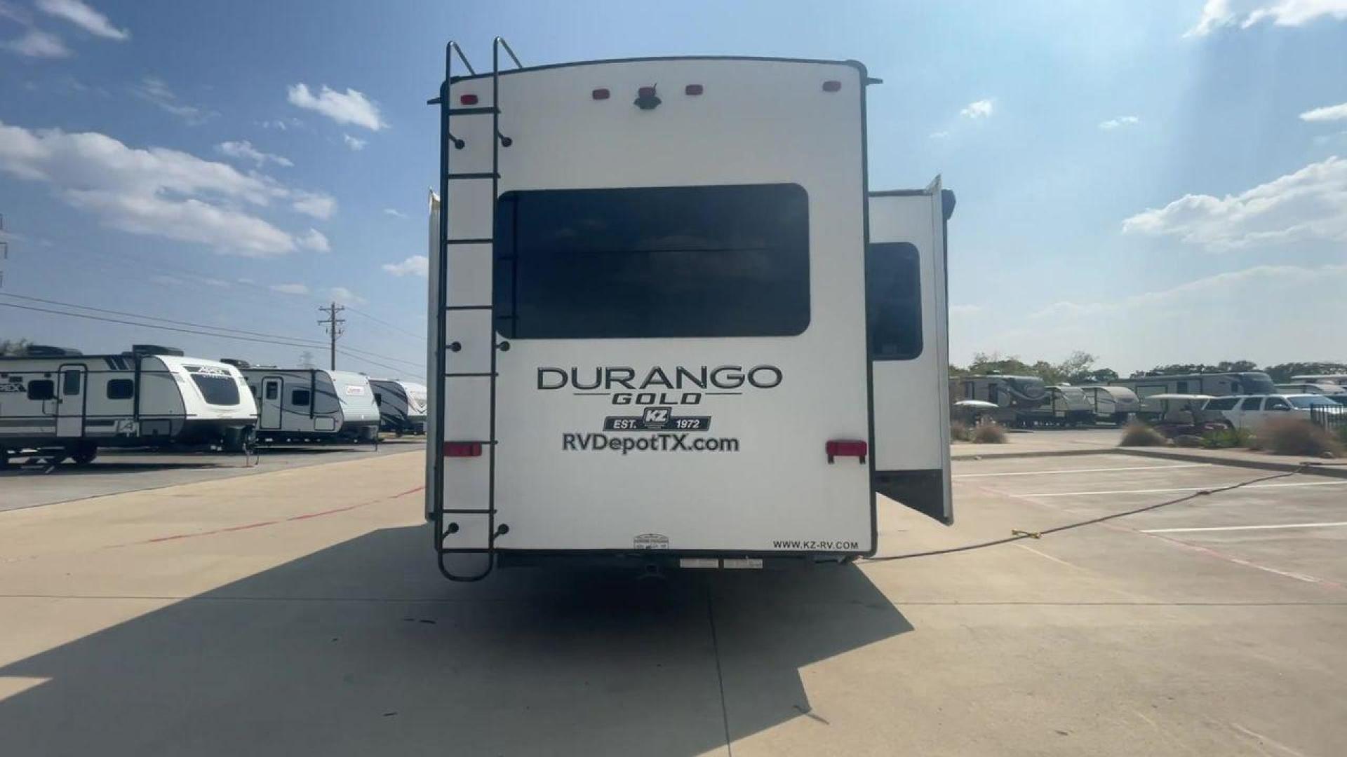 2020 K-Z DURANGO GOLD 366FBT (4EZFV4026L6) , Length: 39.83 ft. | Dry Weight: 11,470 lbs. | Gross Weight: 14,500 lbs. | Slides: 3 transmission, located at 4319 N Main St, Cleburne, TX, 76033, (817) 678-5133, 32.385960, -97.391212 - Looking for the perfect RV to explore the local driving highlights around Cleburne, TX? Look no further than this 2020 K-Z Durango Gold 366FBT available at RV Depot in Cleburne, TX. With its luxurious features and spacious design, this fifth wheel rear living vehicle is perfect for those who want to - Photo#8