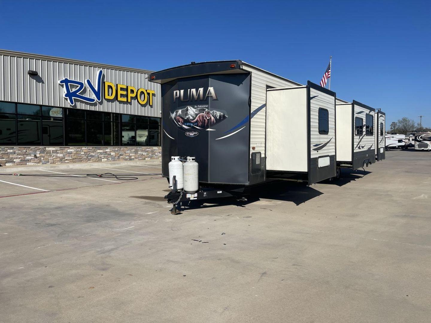 2020 PUMA 38DBS - (4X4TPUP24LP) , located at 4319 N Main St, Cleburne, TX, 76033, (817) 678-5133, 32.385960, -97.391212 - Are you looking for a spacious and comfortable travel trailer for your next adventure? Look no further than this 2020 PUMA 38DBS available at RV Depot in Cleburne, TX. With its unbeatable price of $38,995, this travel trailer is sure to provide you with the ultimate camping experience. Located in - Photo#0