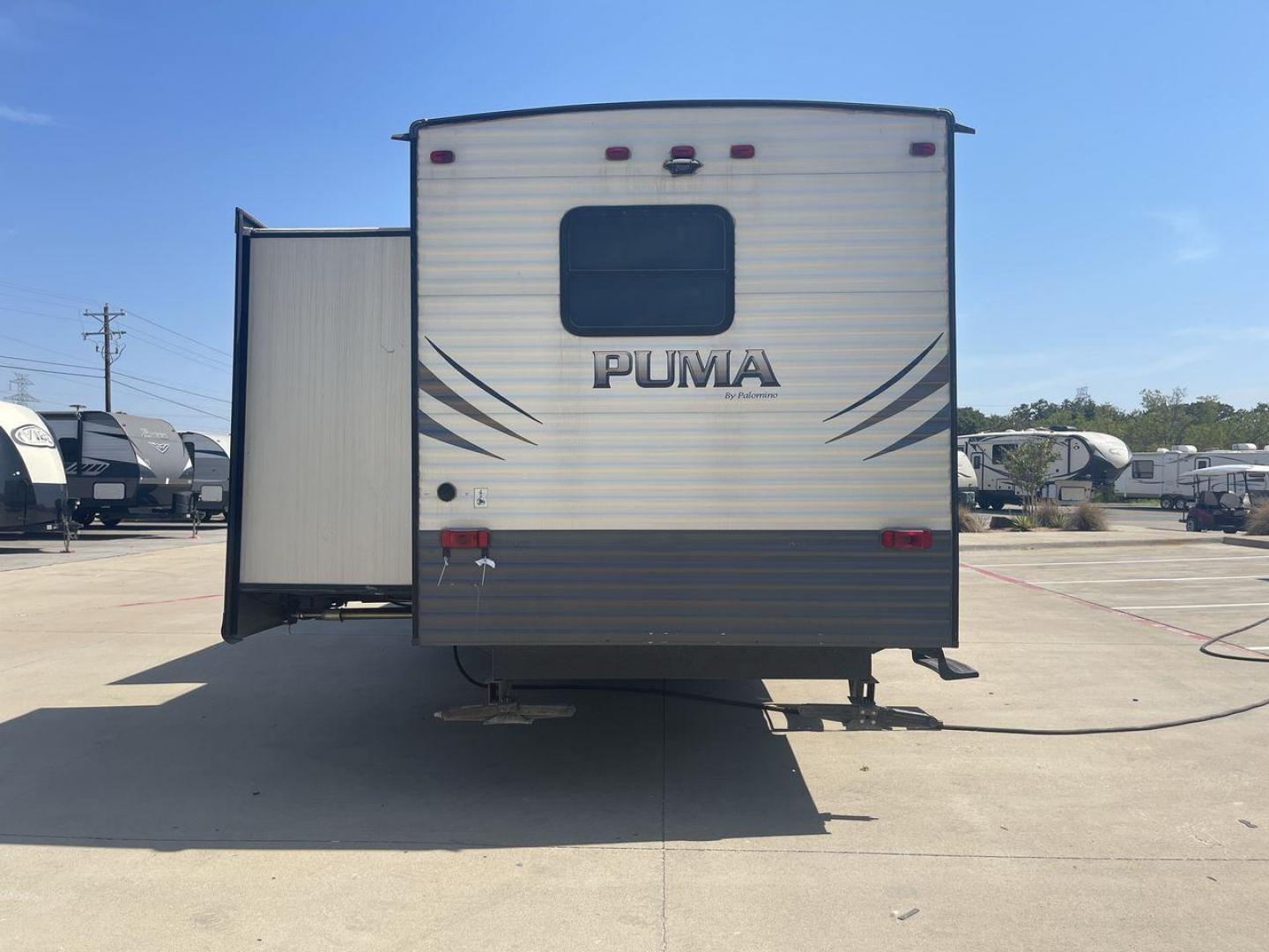 2020 NV DIGIL PUMA 38DBS - (4X4TPUP27LP) , Length: 41.92 ft | Dry Weight: 9,748 lbs. | Gross Weight: 11,522 lbs. | Slides: 3. transmission, located at 4319 N Main St, Cleburne, TX, 76033, (817) 678-5133, 32.385960, -97.391212 - Photo#31