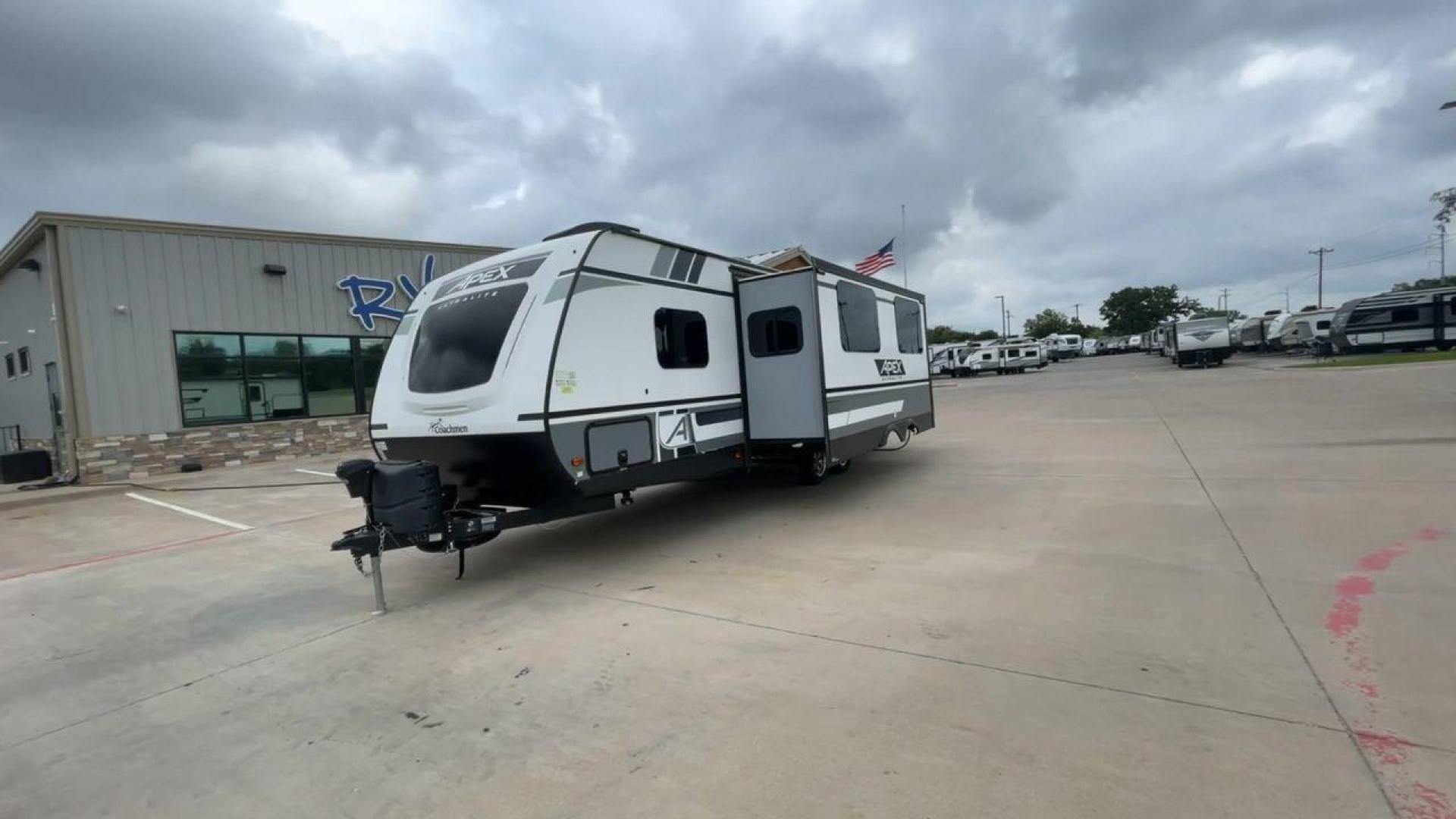 2021 COACHMEN APEX 265RBSS (5ZT2CXSB6MS) , located at 4319 N Main St, Cleburne, TX, 76033, (817) 678-5133, 32.385960, -97.391212 - Photo#5