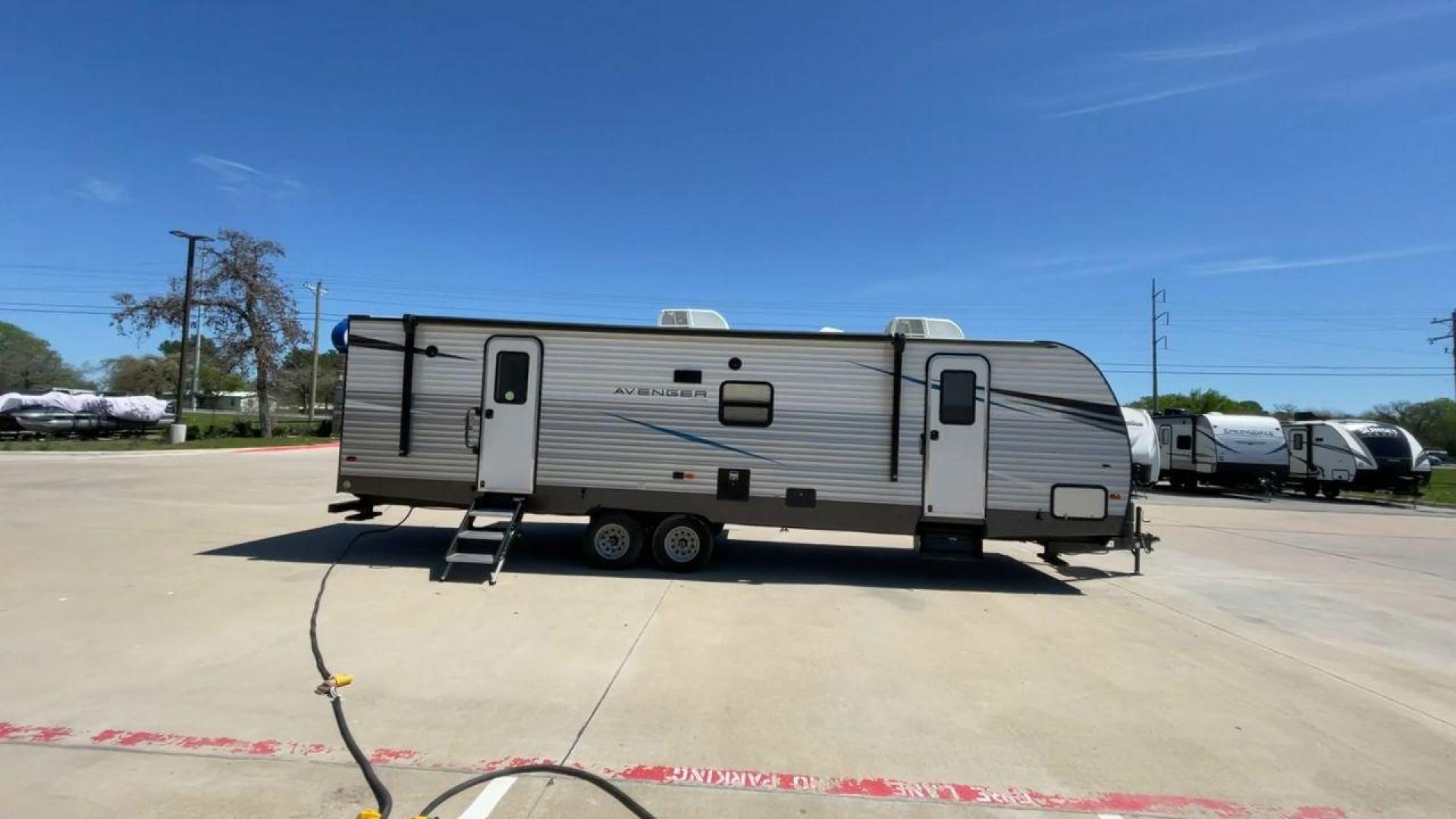 2021 FOREST RIVER AVENGER 28BHS (5ZT2AVTB1MB) , located at 4319 N Main St, Cleburne, TX, 76033, (817) 678-5133, 32.385960, -97.391212 - Photo#2