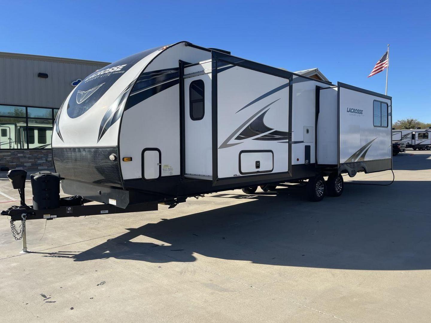 2021 FOREST RIVER LACROSSE 3399SE (5ZT2LCZB5MB) , Length: 37.58 ft. | Dry Weight: 8,678 lbs. | Slides: 3 transmission, located at 4319 N Main St, Cleburne, TX, 76033, (817) 678-5133, 32.385960, -97.391212 - Photo#24