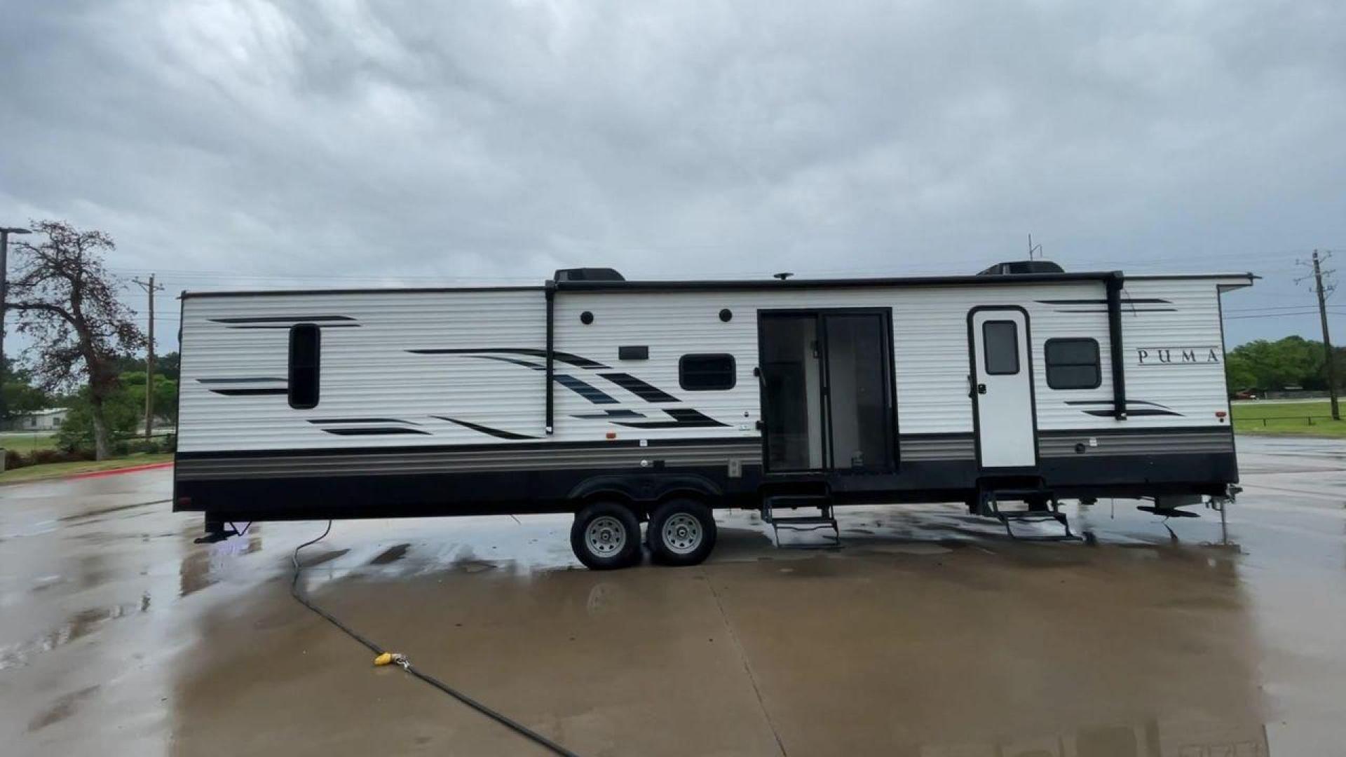 2021 FOREST RIVER PUMA 39DBT (4X4TPUR25MP) , located at 4319 N Main St, Cleburne, TX, 76033, (817) 678-5133, 32.385960, -97.391212 - Photo#2