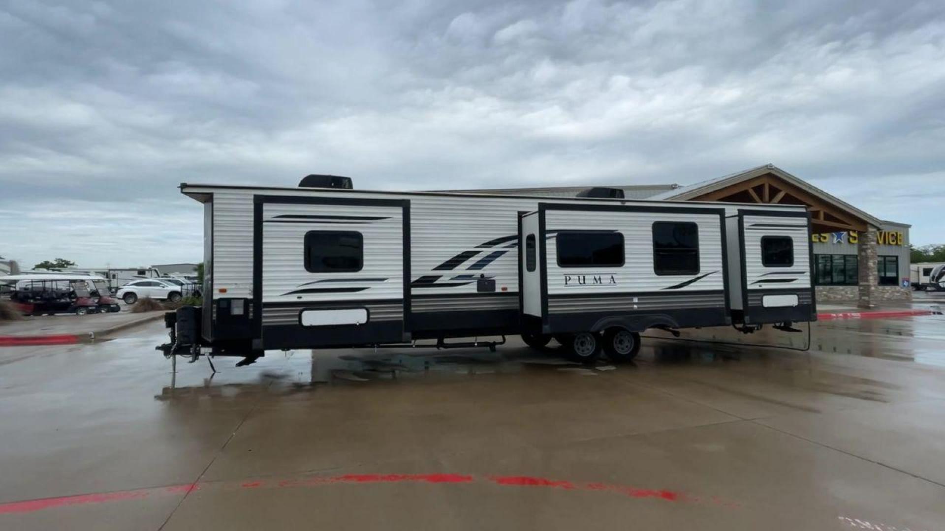 2021 FOREST RIVER PUMA 39DBT (4X4TPUR25MP) , located at 4319 N Main St, Cleburne, TX, 76033, (817) 678-5133, 32.385960, -97.391212 - Photo#6