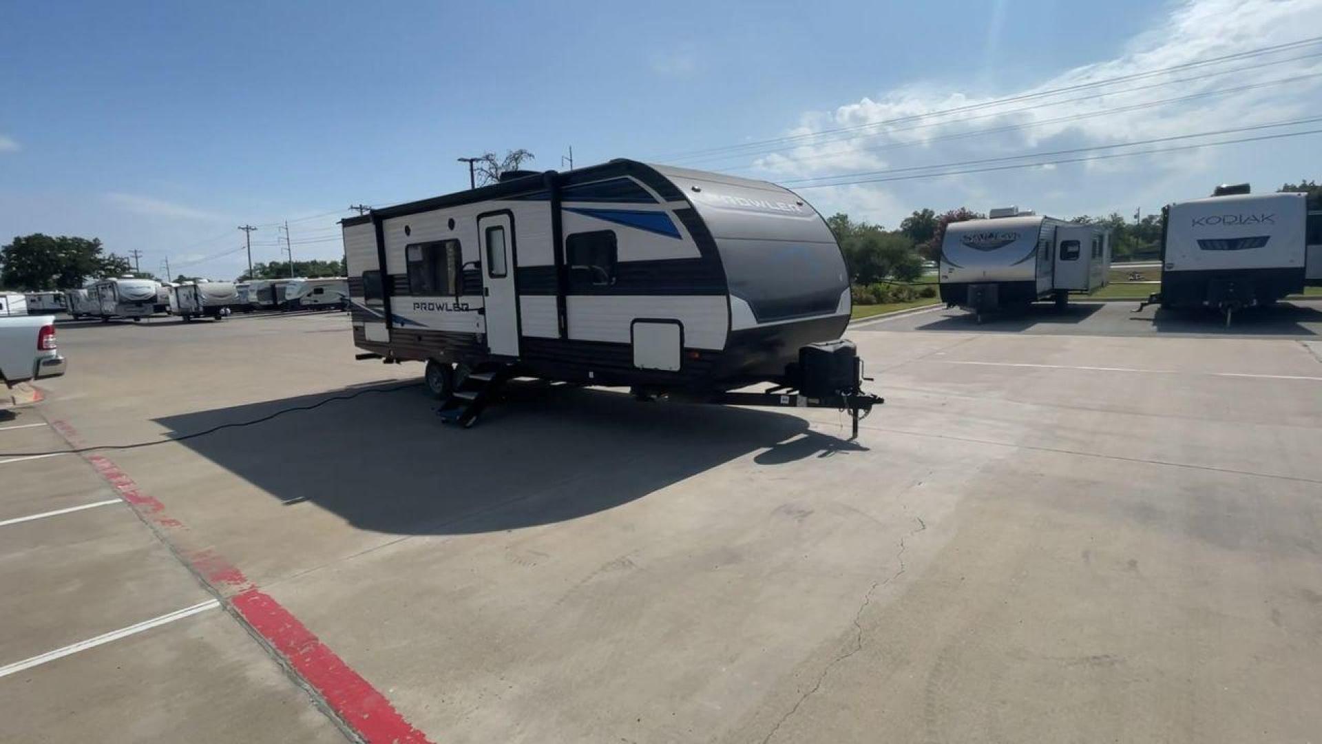 2021 BLACK HEARTLAND PROWLER 250BH (5SFPB292XME) , located at 4319 N Main St, Cleburne, TX, 76033, (817) 678-5133, 32.385960, -97.391212 - Photo#3