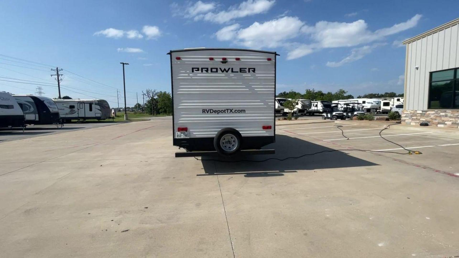 2021 BLACK HEARTLAND PROWLER 250BH (5SFPB292XME) , located at 4319 N Main St, Cleburne, TX, 76033, (817) 678-5133, 32.385960, -97.391212 - Photo#8