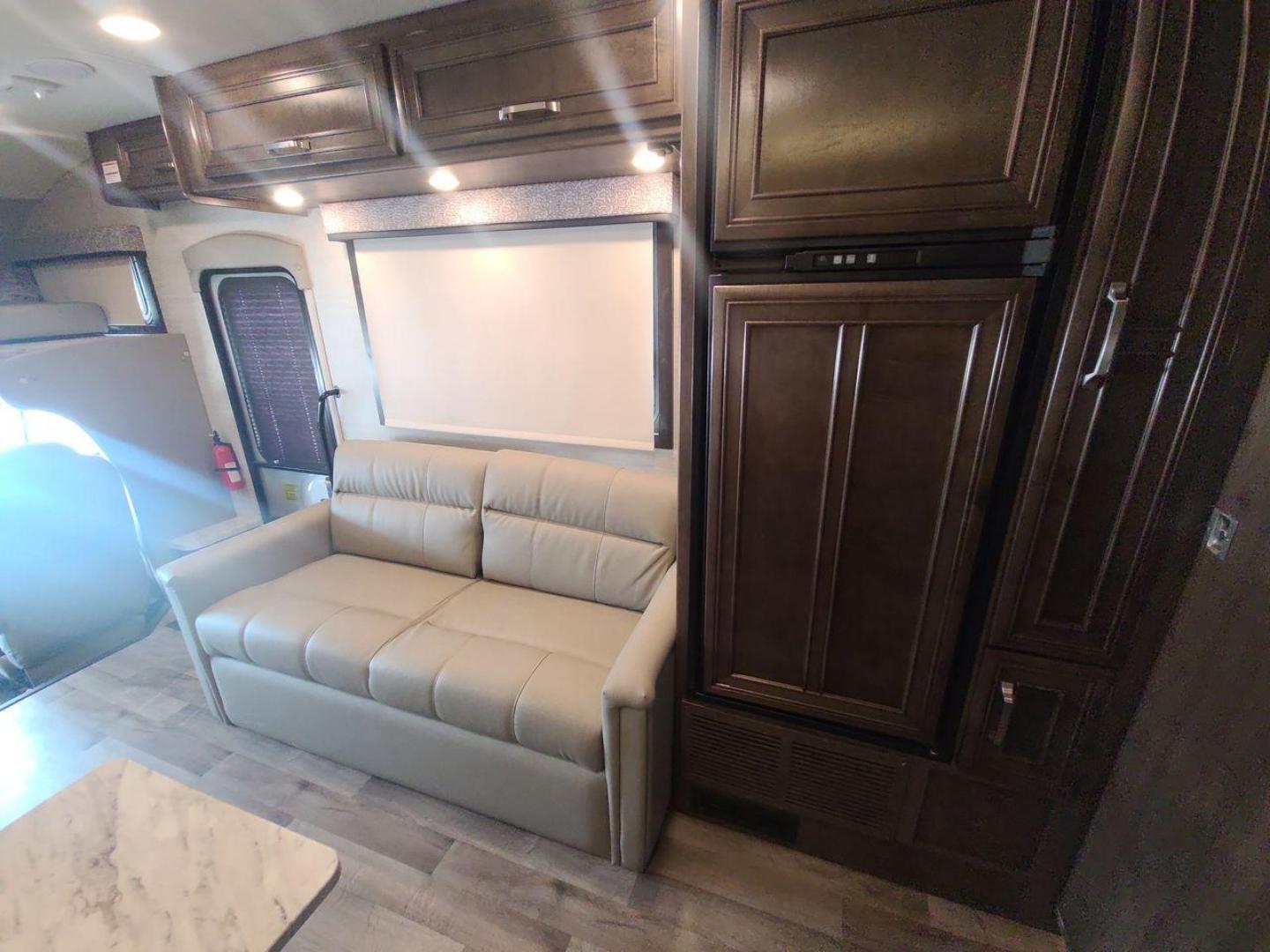 2021 WHITE JAYCO GREYHAWK 27U (1FDXE4FN7MD) , Length: 29.92 ft. | Gross Weight: 14,500 lbs. | Slides: 2 transmission, located at 4319 N Main St, Cleburne, TX, 76033, (817) 678-5133, 32.385960, -97.391212 - The 2021 Jayco Greyhawk 27U is the best Class C motorhome on the market. It's great for people who want to go on adventures on the open road. The length of this RV is 29.92 feet, and its gross weight is 14,500 pounds. It is the perfect size for getting around. With two slides, the Greyhawk 27U's int - Photo#11