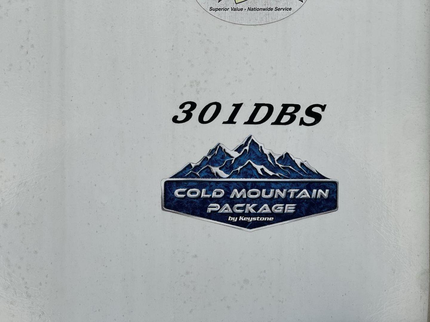 2021 KEYSTONE HIDEOUT 301DBS (4YDF30120M1) , Length: 34.17 ft. | Dry Weight: 8,669 lbs. | Gross Weight: 12,100 lbs. | Slides: 1 transmission, located at 4319 N Main St, Cleburne, TX, 76033, (817) 678-5133, 32.385960, -97.391212 - Photo#21