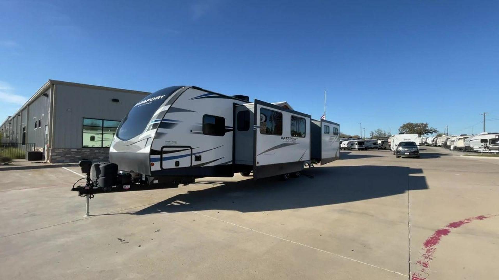 2021 KEYSTONE PASSPORT 3400QD (4YDT34020MK) , Length: 38.33 ft | Dry Weight: 7,525 lbs. | Gross Weight: 9,640 lbs | Slides: 2 transmission, located at 4319 N Main St, Cleburne, TX, 76033, (817) 678-5133, 32.385960, -97.391212 - Photo#5