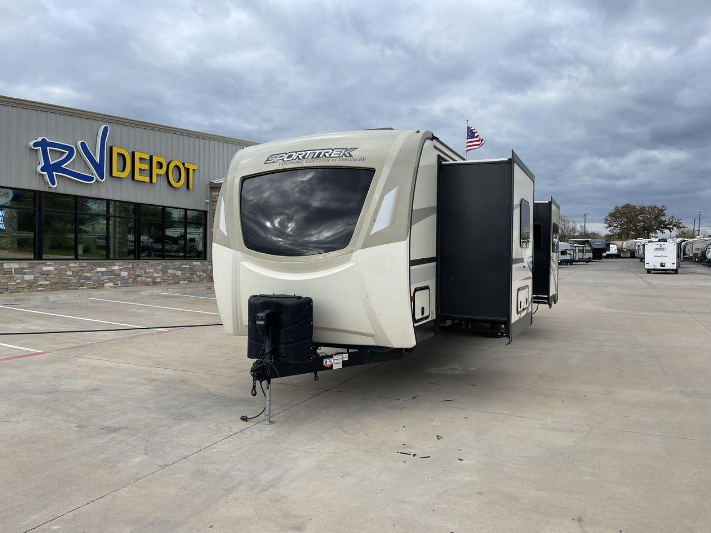 2021 K-Z SPORTTREK 336VRK (4EZT13422M8) , located at 4319 N Main St, Cleburne, TX, 76033, (817) 678-5133, 32.385960, -97.391212 - Photo#0