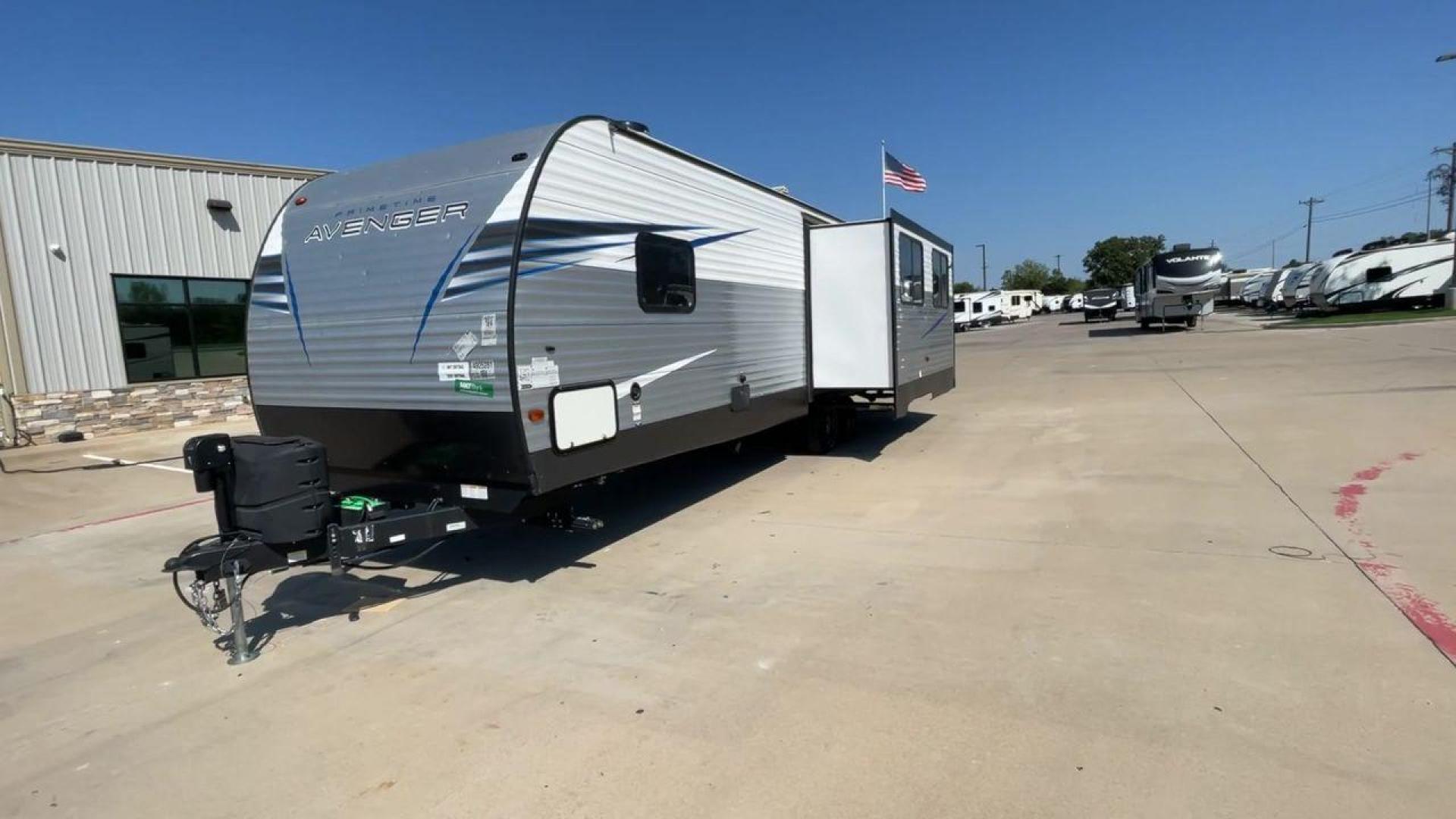 2021 PRIMETIME AVENGER 27RKS (5ZT2AVSB4MB) , Length: 33 ft. | Dry Weight: 6,586 lbs. | Slides: 1 transmission, located at 4319 N Main St, Cleburne, TX, 76033, (817) 678-5133, 32.385960, -97.391212 - Photo#5