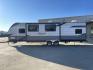 2022 COACHMEN CATALINA 303QBCK (5ZT2CAVB1NX) , Length: 35.83 ft. | Dry Weight: 7,127 lbs. | Gross Weight: 9,500 lbs. | Slides: 1 transmission, located at 4319 N Main St, Cleburne, TX, 76033, (817) 678-5133, 32.385960, -97.391212 - Photo#24