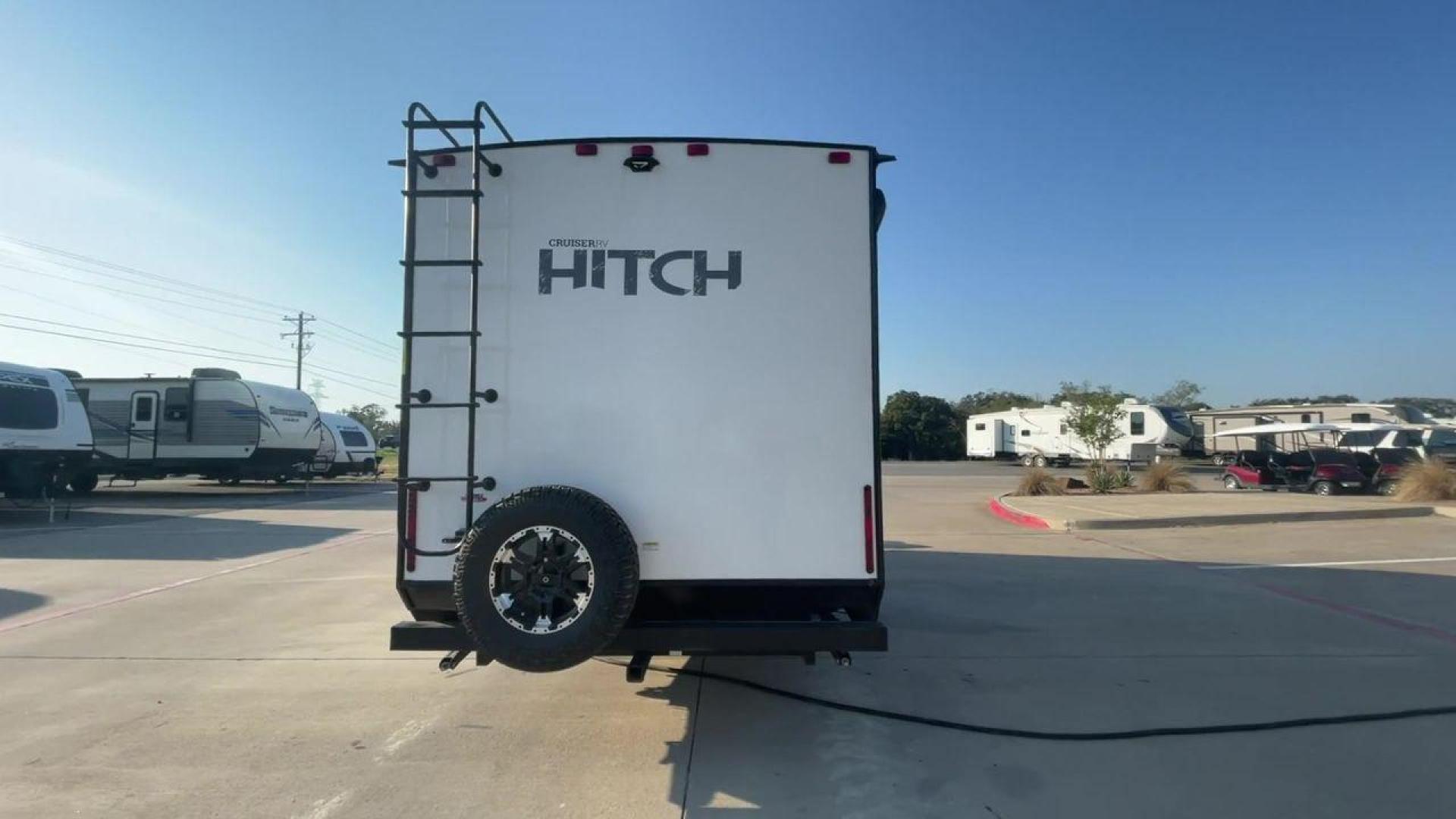 2022 CRUISER RV HITCH 18BHS (5RXRB2319N1) , Length: 22 ft | Dry Weight: 4,030 lbs | Gross Weight: 5,000 lbs | Slides: 1 transmission, located at 4319 N Main St, Cleburne, TX, 76033, (817) 678-5133, 32.385960, -97.391212 - The 2022 Cruiser RV Corp Hitch 18BHS is a compact yet feature-packed travel trailer perfect for those who value comfort and convenience during their travels. Featuring a sleek and modern exterior design, this lightweight trailer measures approximately 22 feet in length, making it easy to tow and man - Photo#8