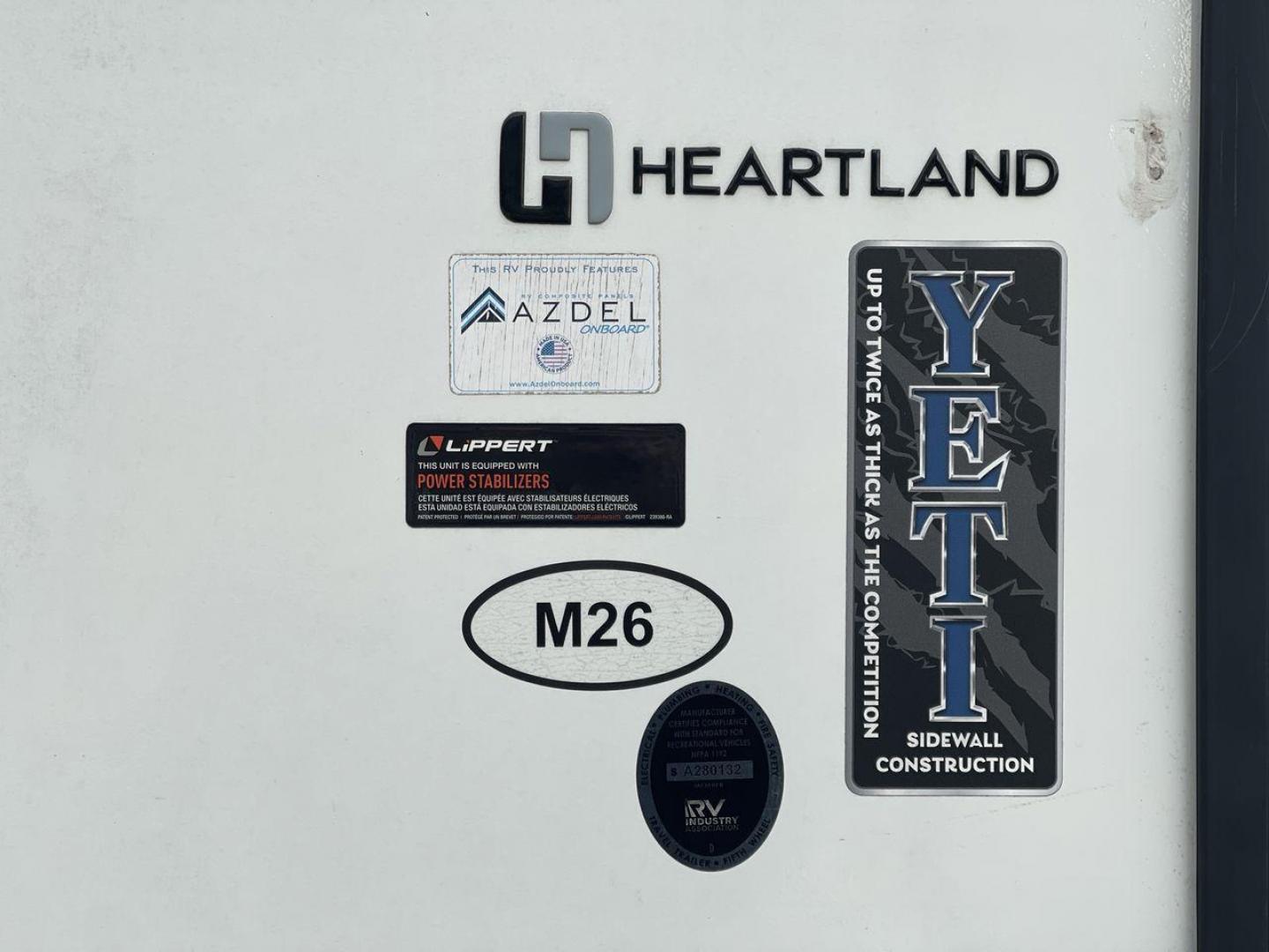 2022 HEARTLAND MALLARD M26 (5SFNB3227NE) , located at 4319 N Main St, Cleburne, TX, 76033, (817) 678-5133, 32.385960, -97.391212 - Photo#22