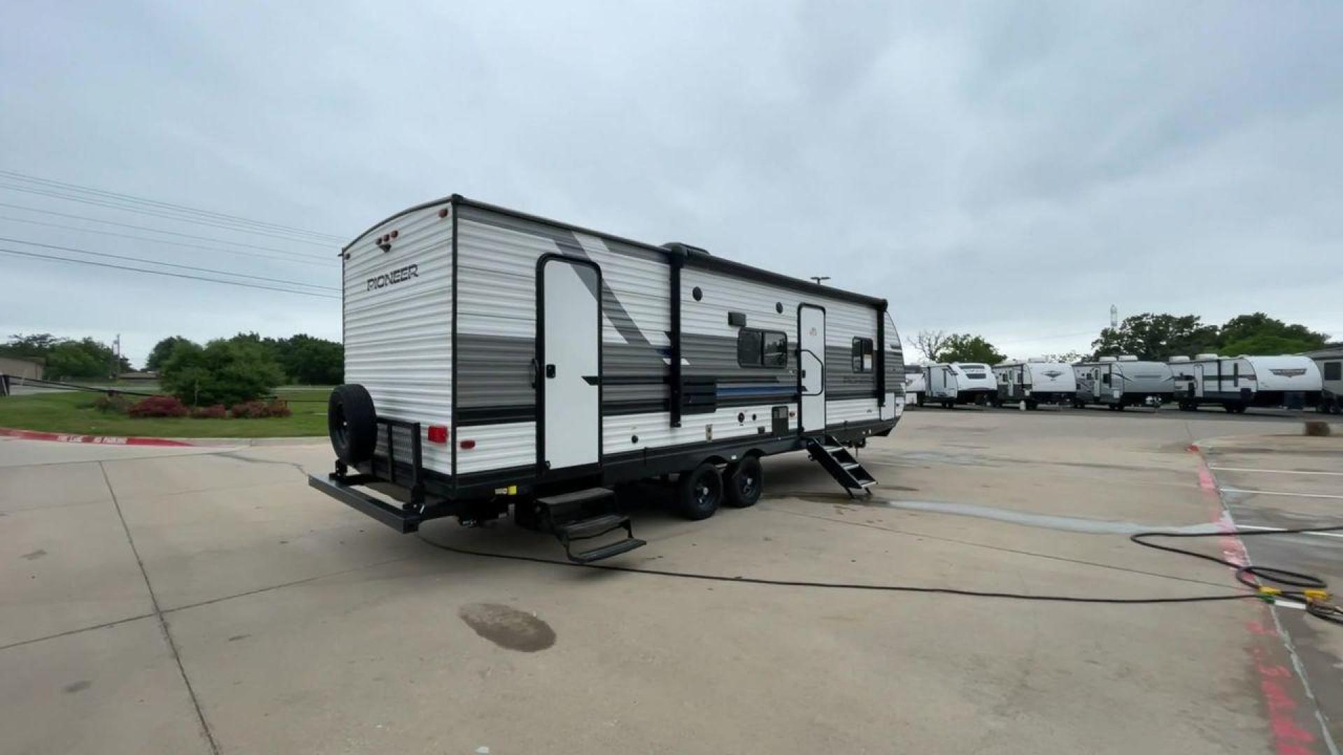 2022 HEARTLAND PIONEER BH270 (5SFPB3228NE) , located at 4319 N Main St, Cleburne, TX, 76033, (817) 678-5133, 32.385960, -97.391212 - Photo#1