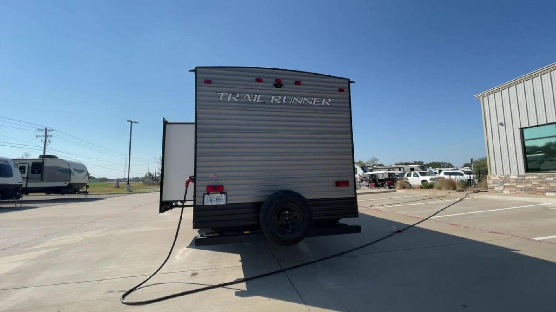 2022 HEARTLAND TRAIL RUNNER 31DB (5SFEB3728NE) , Length: 36.92 ft. | Dry Weight: 7,040 lbs. | Gross Weight: 9,642 lbs. | Slides: 1 transmission, located at 4319 N Main St, Cleburne, TX, 76033, (817) 678-5133, 32.385960, -97.391212 - The 2022 Heartland Trail Runner 31DB is a flexible, family-friendly travel trailer that will make your camping trip more enjoyable. With a length of 36.92 feet and a dry weight of 7,040 pounds, this trailer gives you plenty of room and comfort for your trips. The gross weight of 9,642 pounds means t - Photo#8