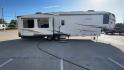 2022 JAYCO EAGLE 355MBQS (1UJCJ0BV9N1) , Length: 42 ft. | Dry Weight: 13,250 lbs. | Gross Weight: 14,995 lbs. | Slides: 4 transmission, located at 4319 N Main St, Cleburne, TX, 76033, (817) 678-5133, 32.385960, -97.391212 - Photo#2