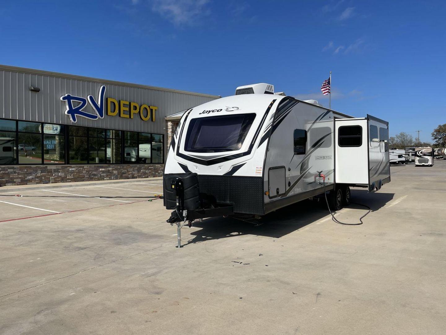 2022 JAYCO WHITE HAWK 27RK (1UJBJ0BRXN1) , located at 4319 N Main St, Cleburne, TX, 76033, (817) 678-5133, 32.385960, -97.391212 - Photo#0