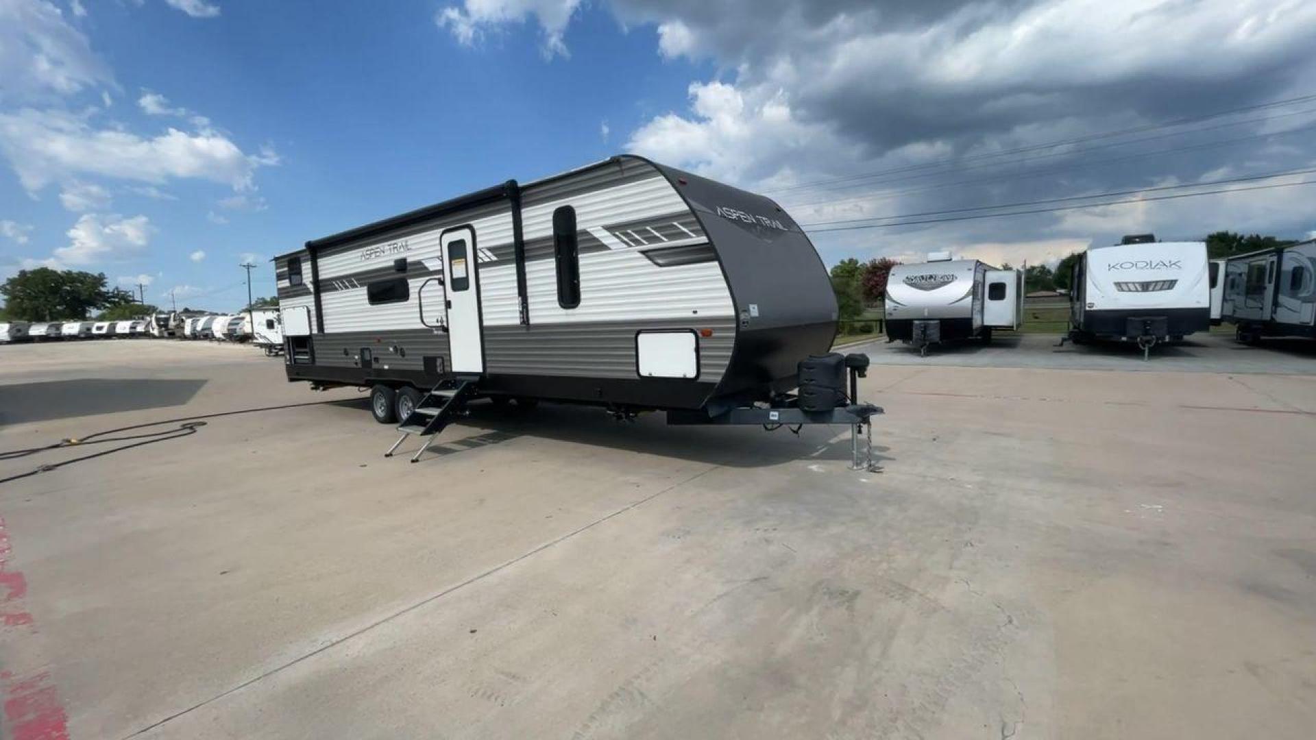 2022 KEYSTONE ASPEN TRAIL 3280BHS (4YDTATR23N8) , Length: 36.25 ft. | Dry Weight: 7,190 lbs. | Slides: 1 transmission, located at 4319 N Main St, Cleburne, TX, 76033, (817) 678-5133, 32.385960, -97.391212 - Photo#2