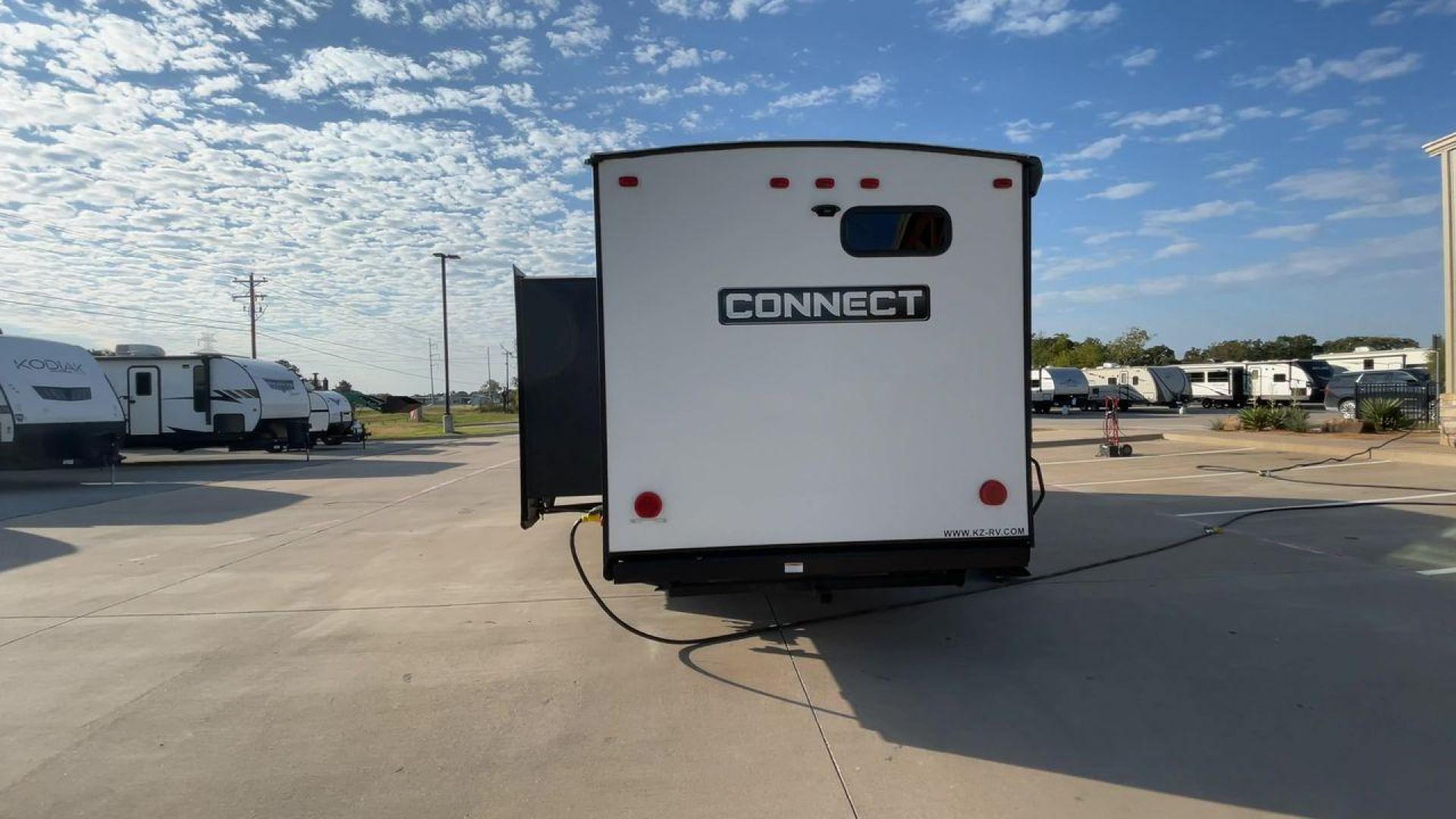 2022 KZ CONNECT 261RB (4EZTL2723N7) , Length: 30.33 ft. | Dry Weight: 6,070 lbs. | Gross Weight: 7,345 lbs. | Slides: 1 transmission, located at 4319 N Main St, Cleburne, TX, 76033, (817) 678-5133, 32.385960, -97.391212 - The 2022 KZ Connect 261RB is a well-designed travel trailer that prioritizes comfort and functionality, making it ideal for couples or small families who want a stylish, feature-packed RV for weekend getaways or extended trips. With its rear bathroom, open living area, and spacious kitchen, this mod - Photo#8