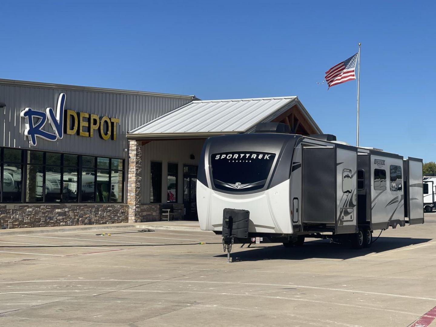 2022 KZ SPORT TREK 343VBH (4EZT13423N8) , Length: 37.67 ft. | Dry Weight: 8,820 lbs. | Slides: 3 transmission, located at 4319 N Main St, Cleburne, TX, 76033, (817) 678-5133, 32.385960, -97.391212 - The 2022 Venture RV Sport Trek 343VBH showcases a sleek and modern exterior with a bright white finish and stylish graphics. It stretches an impressive 37.67 feet. This unit is equipped with a power tongue jack and propane tanks at the front for easy hitching and extended camping capabilities. The s - Photo#0