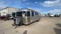 2023 AIRSTREAM FLYING CLOUD 30FB (1STC9YP21PJ) , Length: 30.83 ft | Dry Weight: 6,672 lbs | Gross Weight: 8,800 lbs | Slides: 0 transmission, located at 4319 N Main St, Cleburne, TX, 76033, (817) 678-5133, 32.385960, -97.391212 - With a length of 30.83 feet, the 2023 Airstream Flying Cloud 30FB provides ample space for a luxurious camping experience. Its dry weight of 6,672 lbs makes it relatively lightweight for towing, while its gross weight capacity of 8,800 lbs ensures you can pack all the essentials for your trip. The i - Photo#5