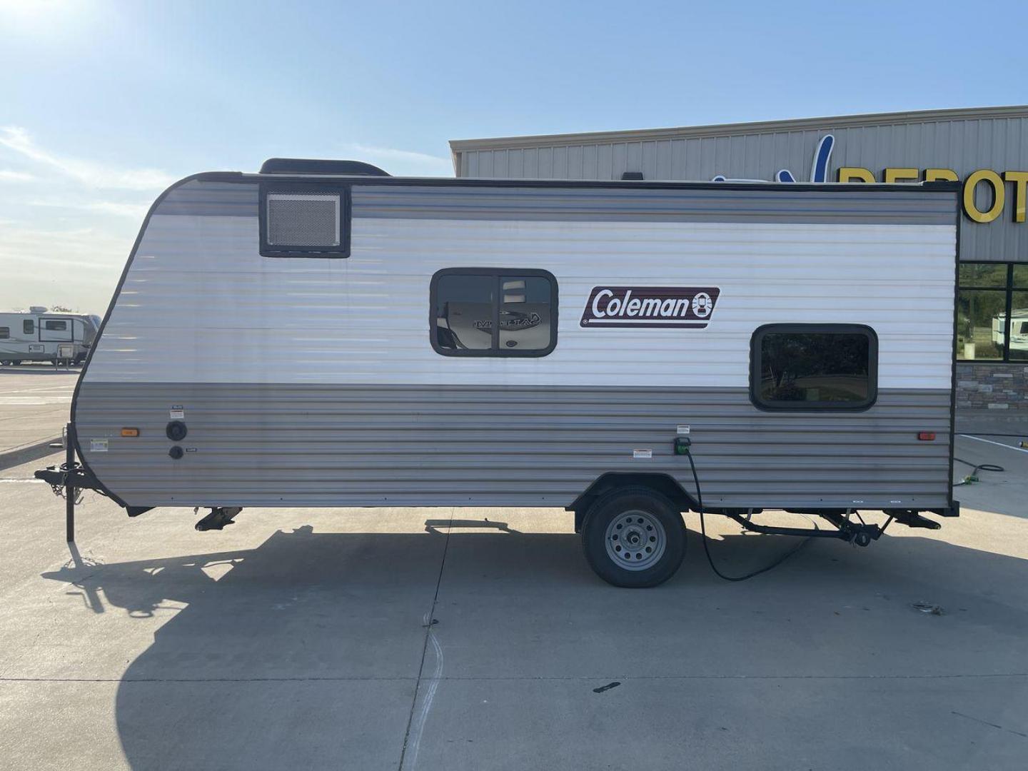 2023 DUTCHMEN COLEMAN 17B (4YDTCMG12PJ) , Length: 21.42 ft. | Dry Weight: 3,078 lbs. transmission, located at 4319 N Main St, Cleburne, TX, 76033, (817) 678-5133, 32.385960, -97.391212 - Photo#22