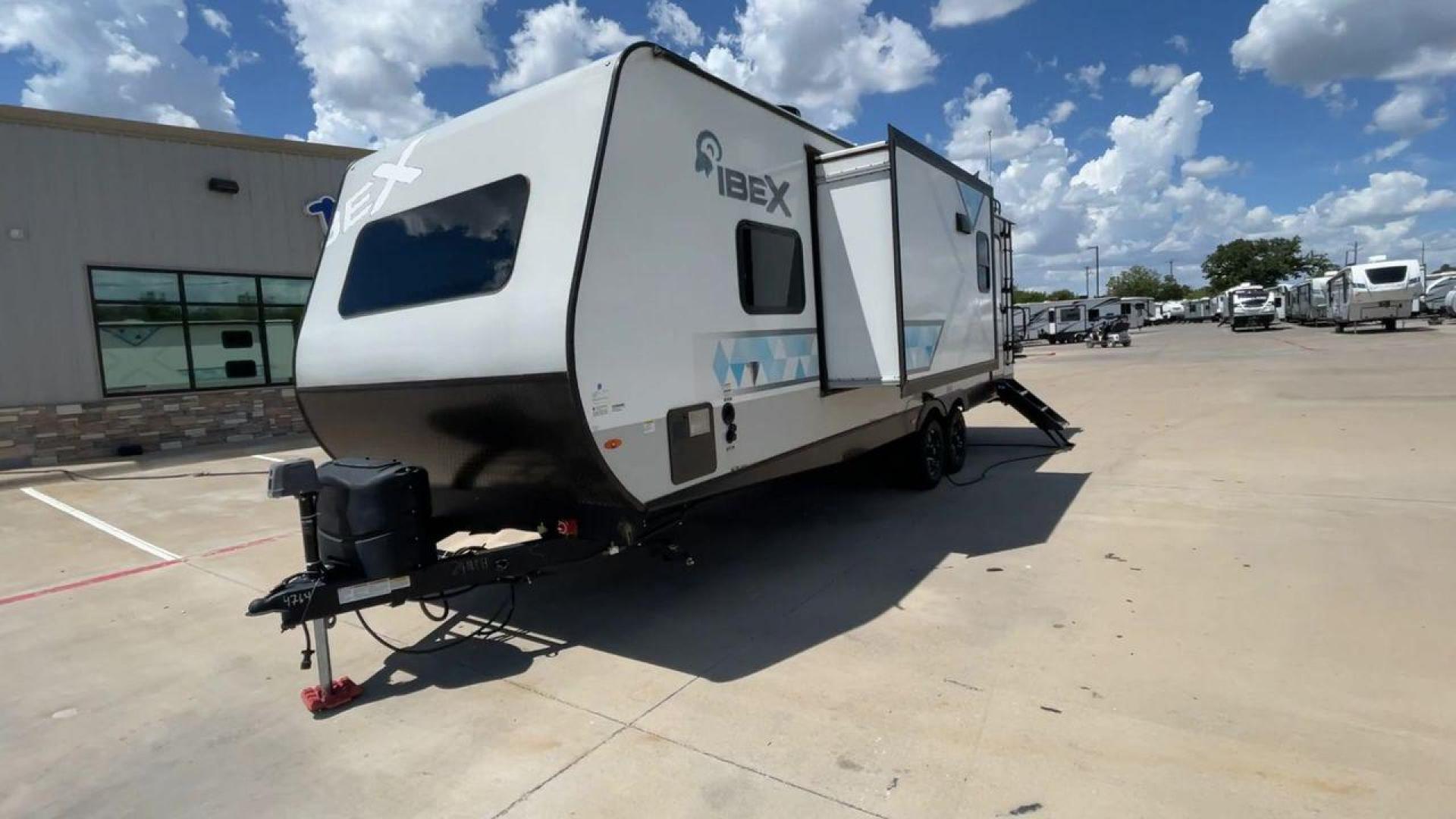 2023 FOREST RIVER IBEX 24MTH (5NHTBXZ23PD) , Length: 30 ft. | Dry Weight: 5,758 lbs. | Gross Weight: 9,735 lbs. | Slides: 1 transmission, located at 4319 N Main St, Cleburne, TX, 76033, (817) 678-5133, 32.385960, -97.391212 - The 2023 Forest River IBEX 24MTH is the perfect adventure-ready RV for those who need versatility, durability, and comfort. This 30-foot travel trailer, with a dry weight of 5,758 lbs. and a gross weight of 9,735 lbs., is designed to cater to your active lifestyle with its smartly arranged interior - Photo#5