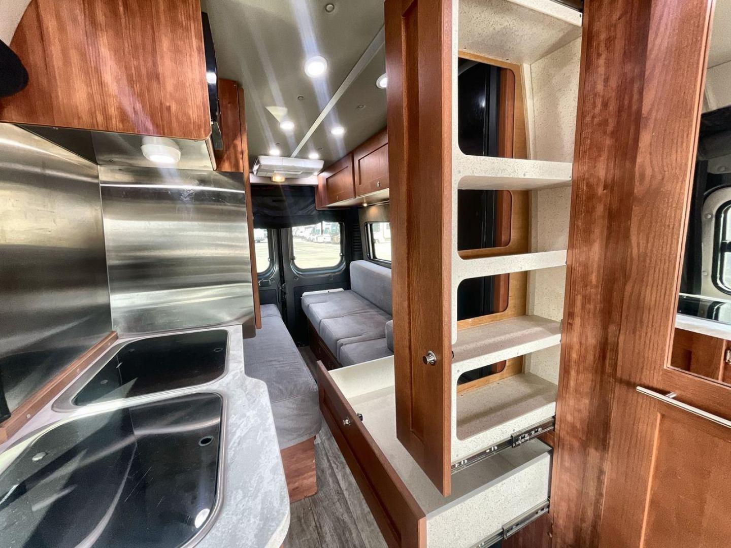 2023 ROADTREK 190 PROMASTER (3C6MRVJGXNE) , located at 4319 N Main St, Cleburne, TX, 76033, (817) 678-5133, 32.385960, -97.391212 - Photo#13