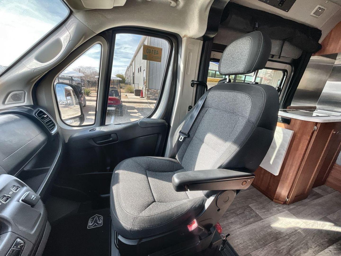 2023 ROADTREK 190 PROMASTER (3C6MRVJGXNE) , located at 4319 N Main St, Cleburne, TX, 76033, (817) 678-5133, 32.385960, -97.391212 - Photo#21