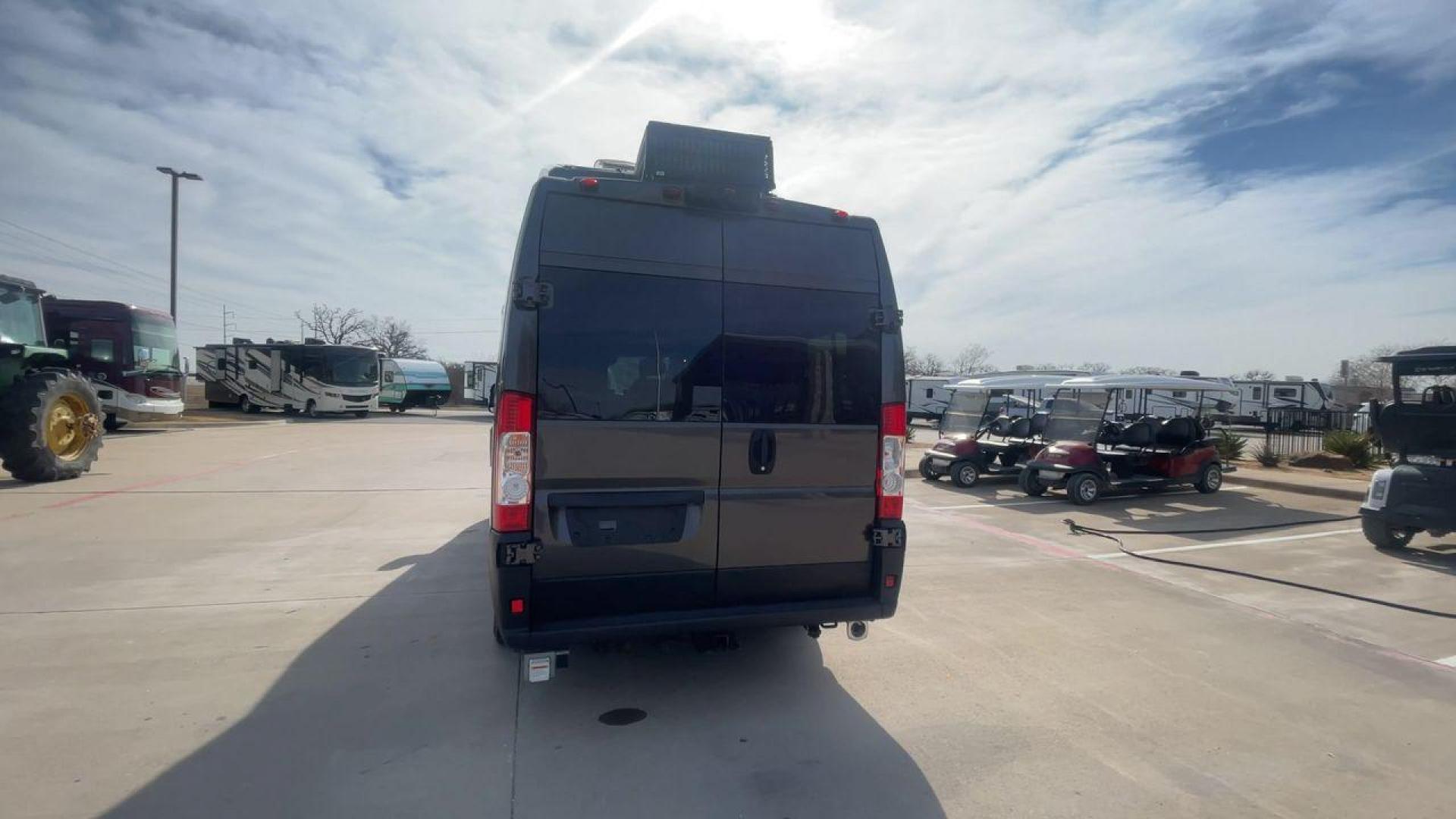 2023 ROADTREK 190 PROMASTER (3C6MRVJGXNE) , located at 4319 N Main St, Cleburne, TX, 76033, (817) 678-5133, 32.385960, -97.391212 - Photo#8