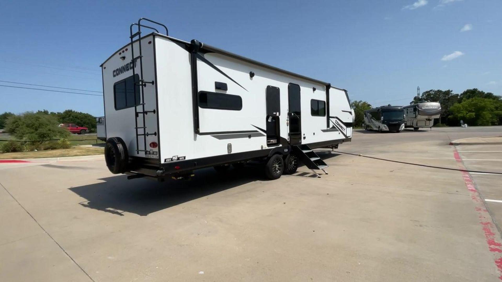 2024 KZ CONNECT 302FBK (4EZTL322XR4) , located at 4319 N Main St, Cleburne, TX, 76033, (817) 678-5133, 32.385960, -97.391212 - Photo#1