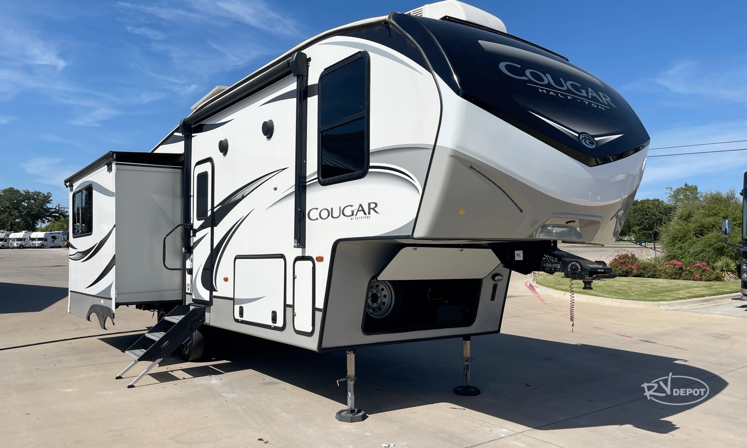 2022 KEYSTONE COUGAR 27SGS 5th Wheel RV