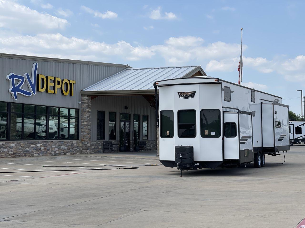 RV Depot - 2023 FOREST RIVER GRAND LODGE 42DL 71312 2023 FOREST RIVER GRAND LODGE 42DL RV